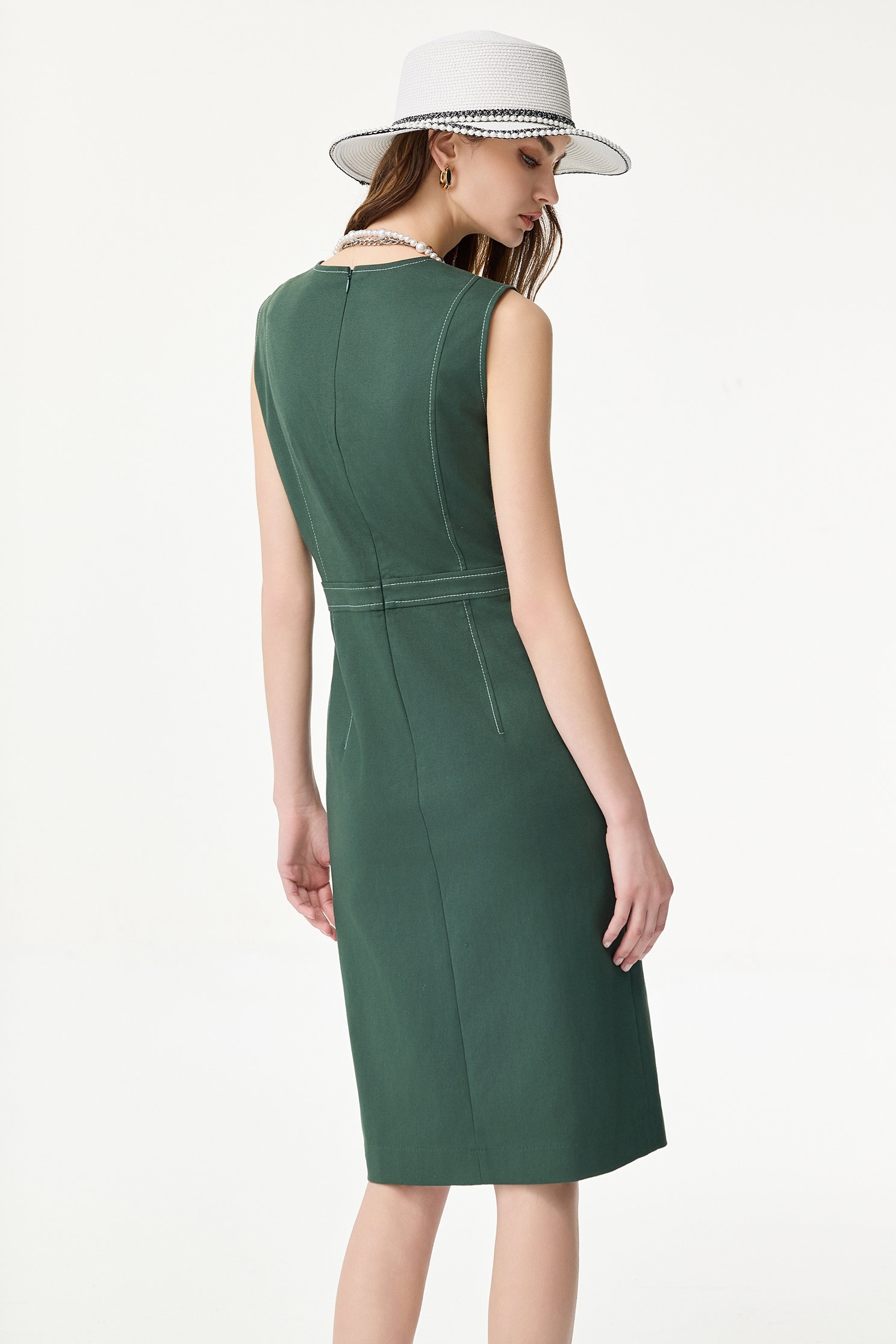 高山綠跳色壓線不對稱洋裝高山綠跳色壓線不對稱洋裝,一般洋裝,人氣商品,春夏穿搭,洋裝特輯,牛仔,背心,輕奢度假,輕奢渡假