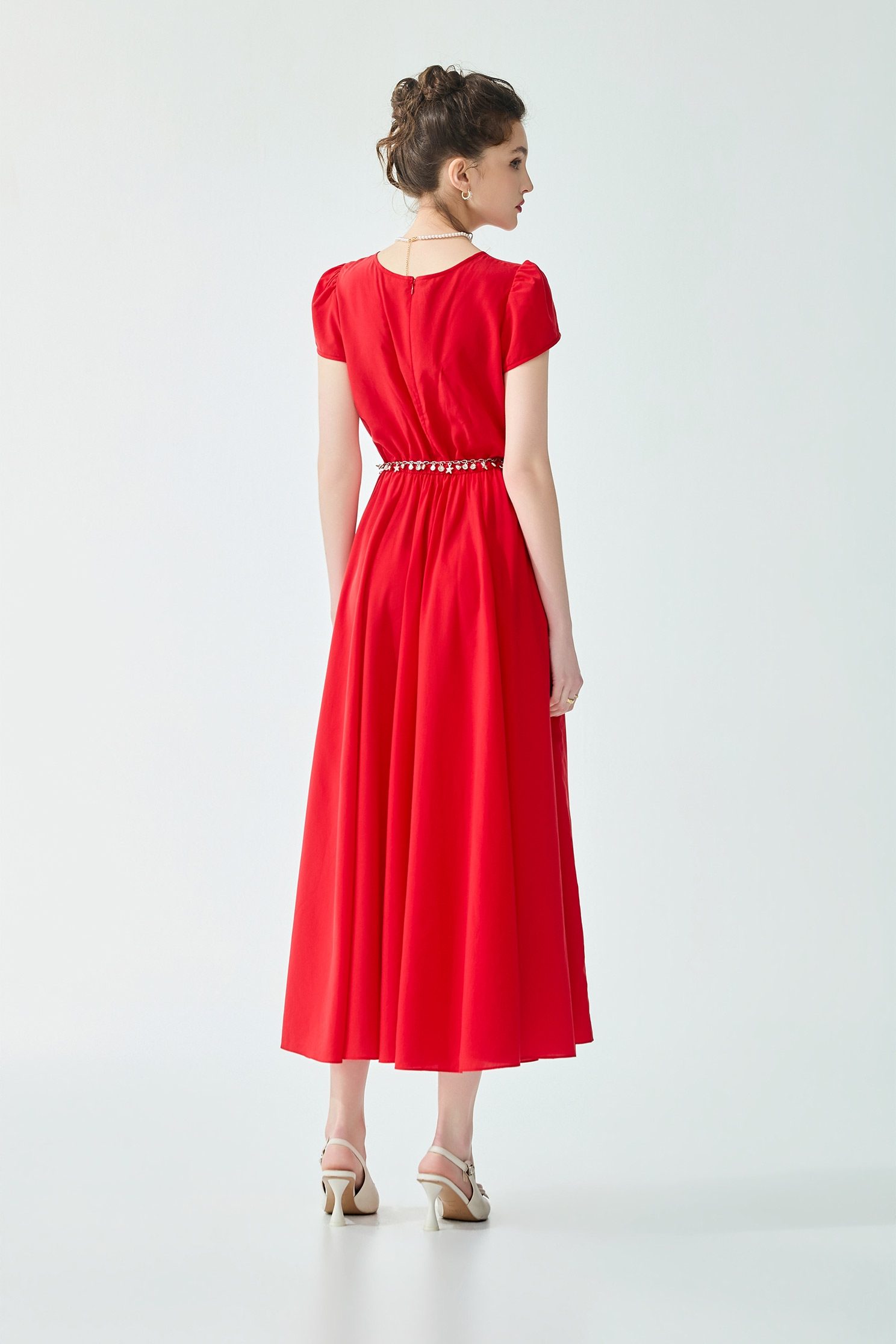 紅梅色綁結造型洋裝紅梅色綁結造型洋裝,一般洋裝,春夏穿搭