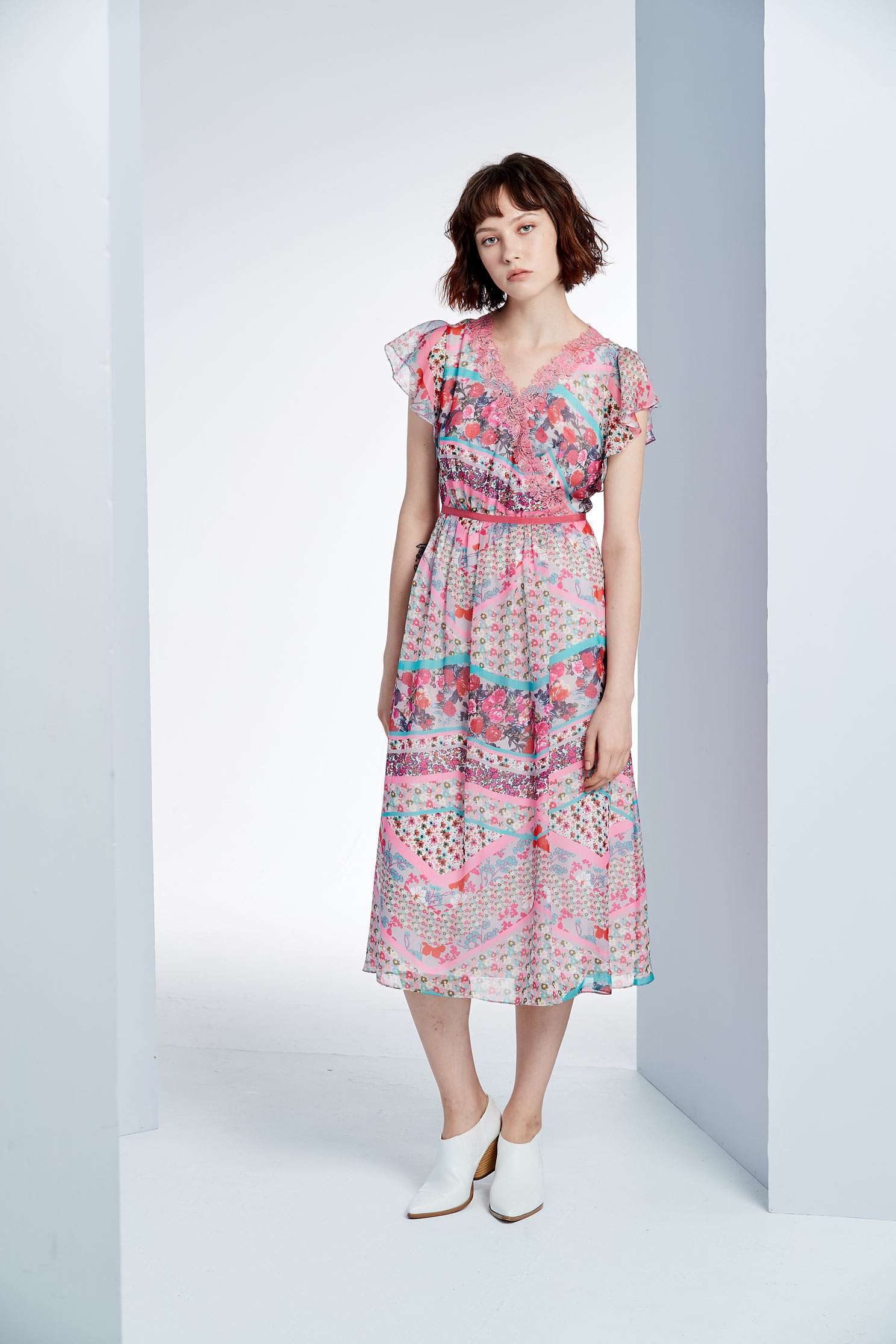 Elegant pattern dress,v-neckdress,printeddress,cocktaildress,sleevelessdress,shortsleevedress,chiffon,chiffondress