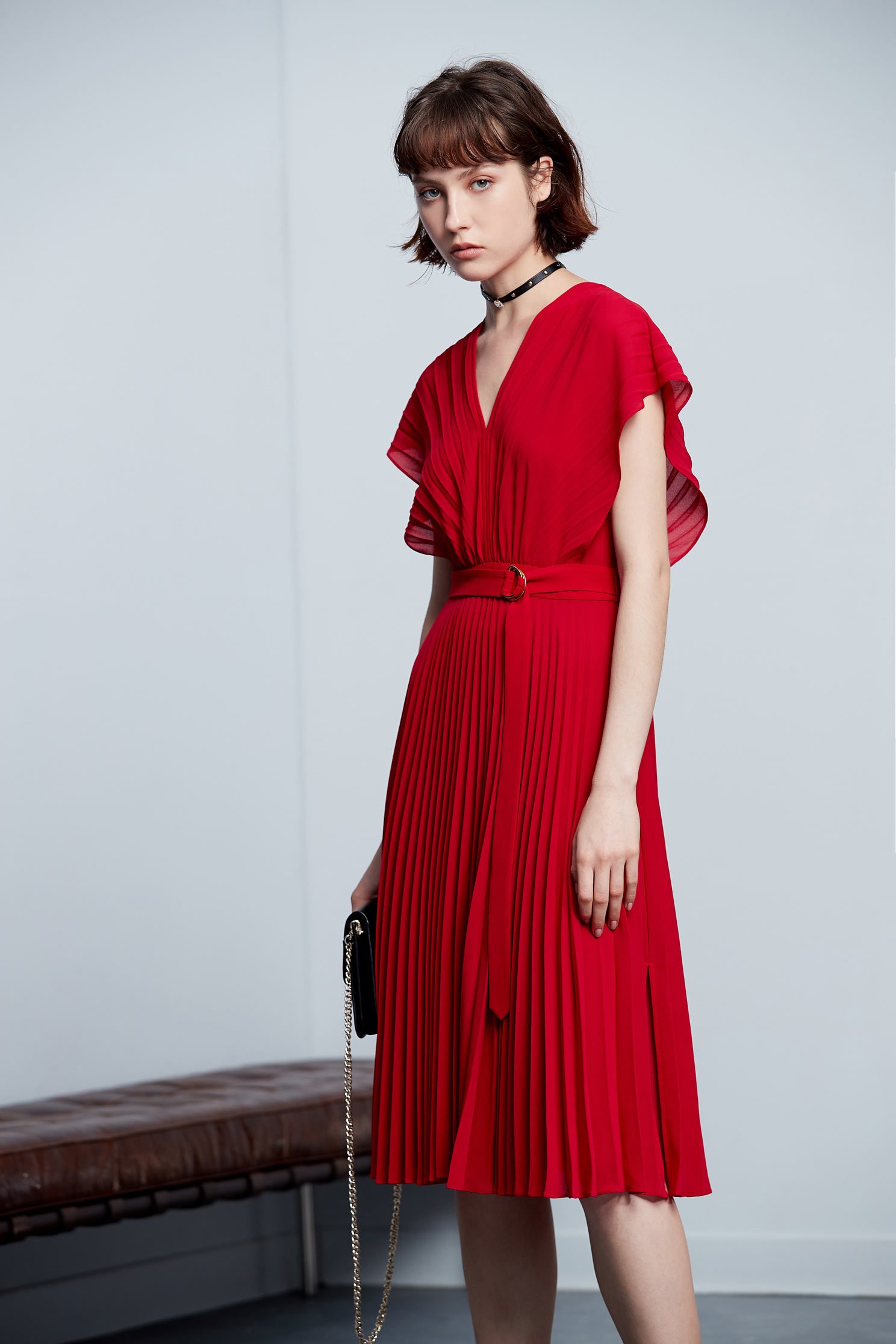 .,v-neckdress,dress,pleats,pleatedskirt,shortsleevedress