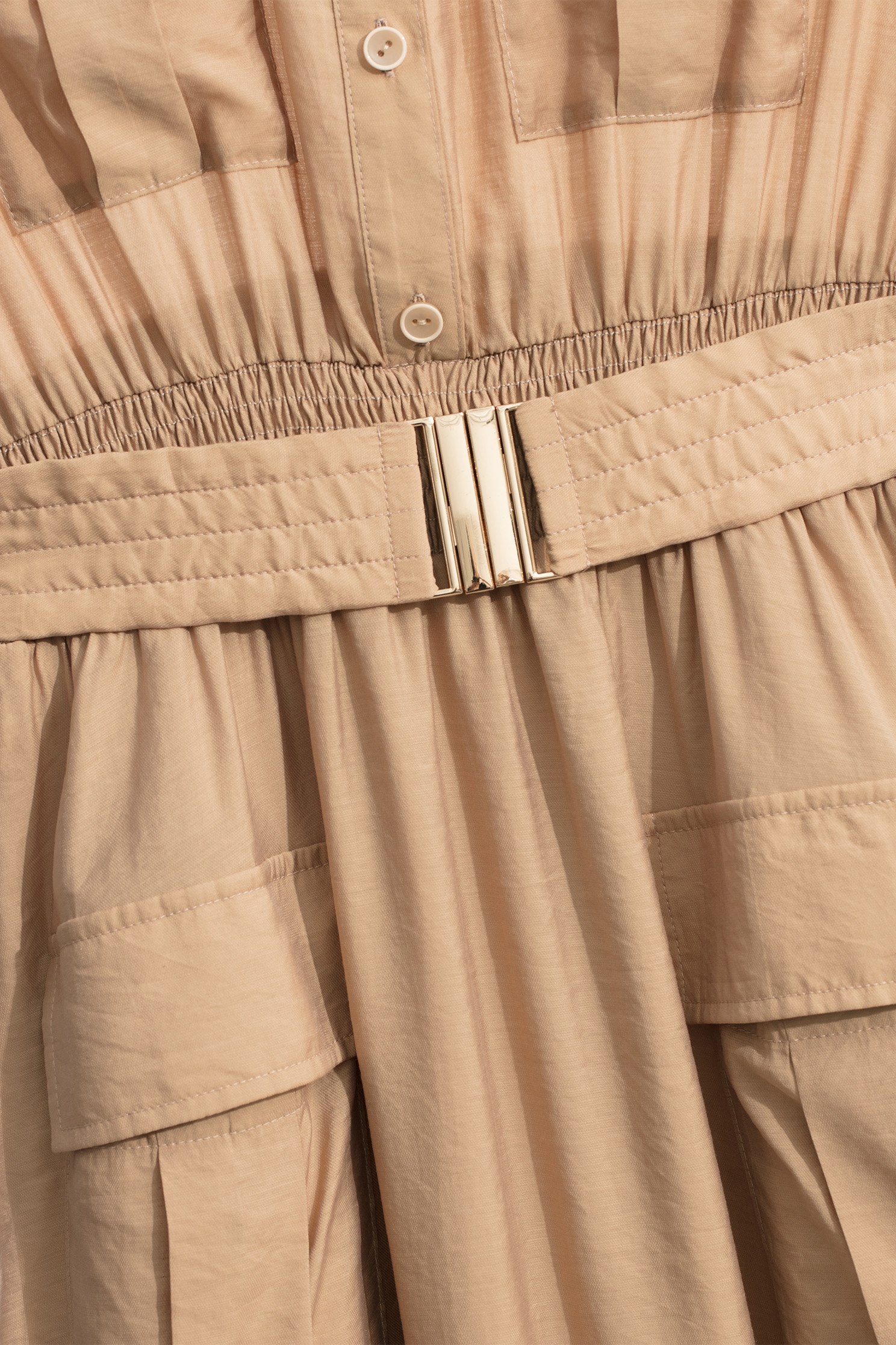 摩卡咖色收腰長洋裝摩卡咖色收腰長洋裝,一般洋裝,上班OL穿搭,人氣商品,洋裝特輯,短袖洋裝,秋冬穿搭,腰帶,長洋裝