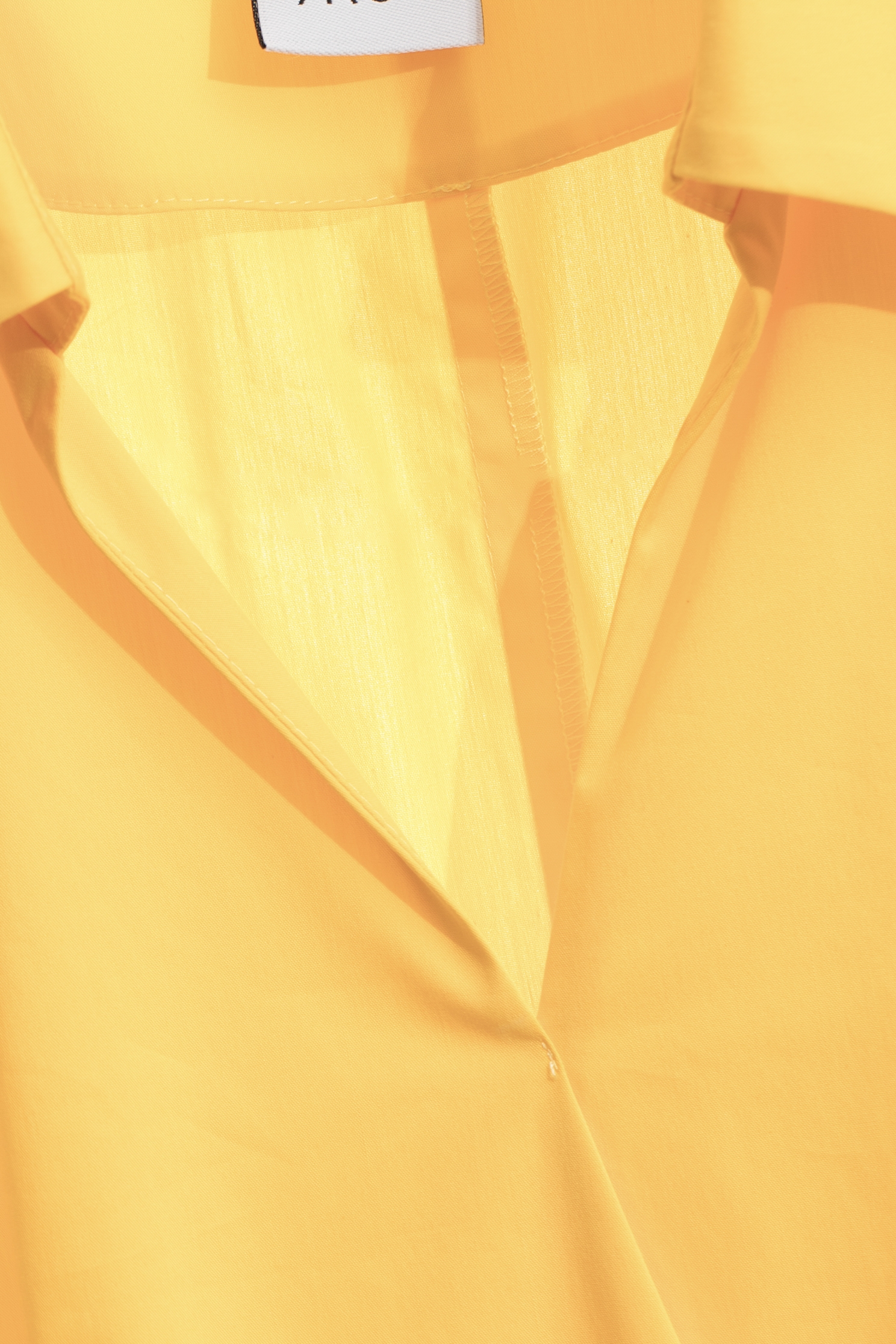 花粉黃渡假風長版洋裝花粉黃渡假風長版洋裝,V領洋裝,一般洋裝,人氣商品,洋裝特輯,短袖洋裝,秋冬穿搭