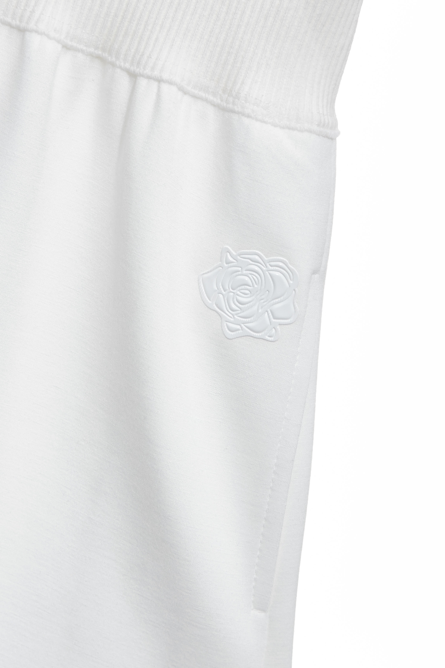 光學白渡假風收腰洋裝光學白渡假風收腰洋裝,一般洋裝,春夏穿搭,珍珠,白色洋裝