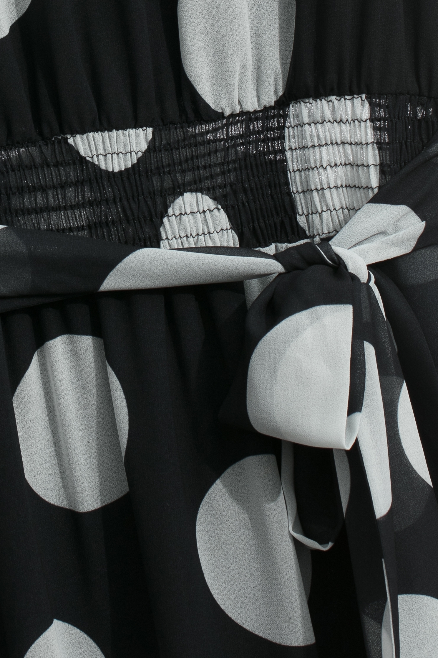 黑白大波點雪紡洋裝黑白大波點雪紡洋裝,一般洋裝,人氣商品,印花洋裝,小禮服,波點,洋裝特輯,無袖洋裝,短袖洋裝,秋冬穿搭,長洋裝,雪紡,雪紡洋裝,黑色洋裝