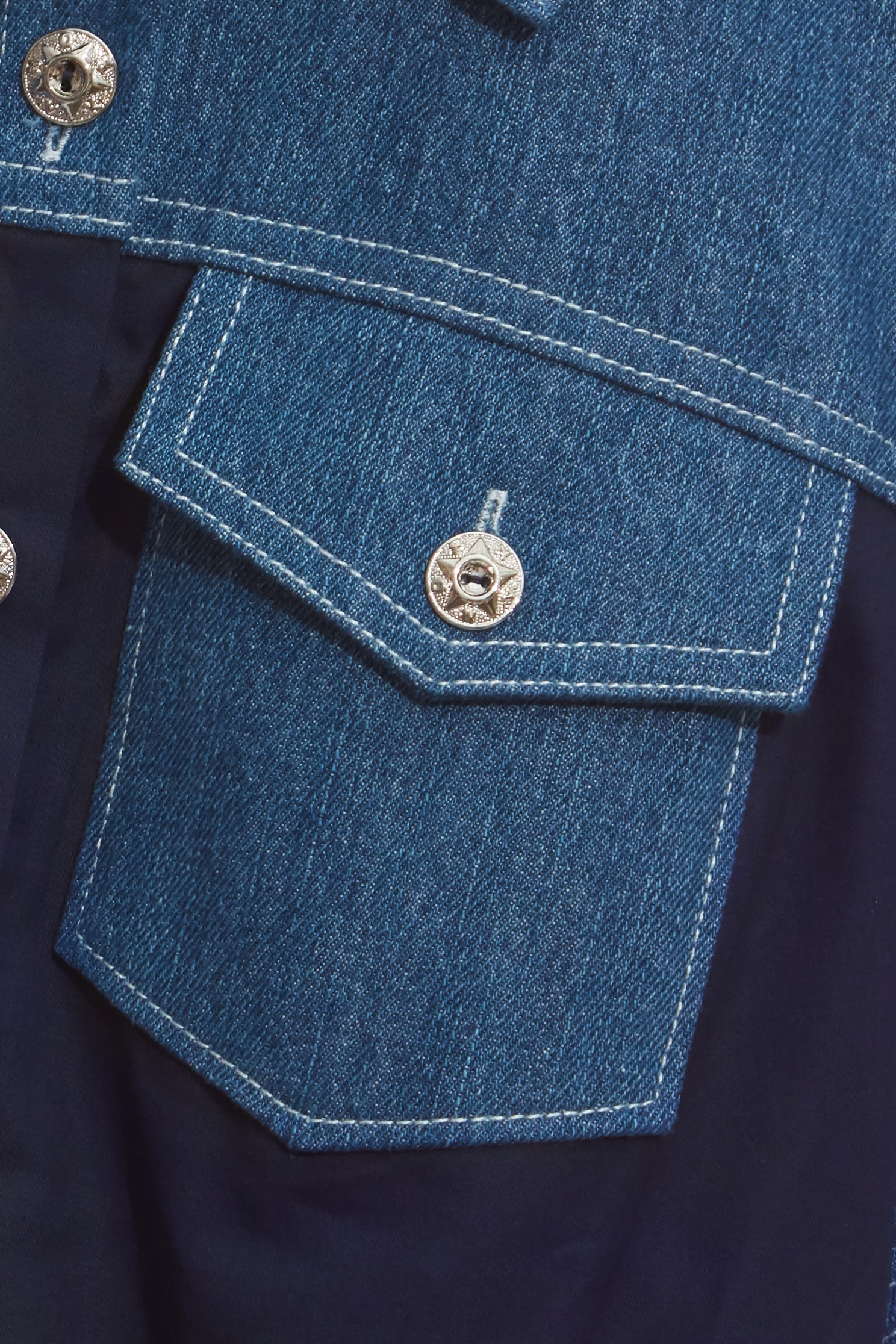 拼接牛仔休閒風洋裝拼接牛仔休閒風洋裝,一般洋裝,洋裝特輯,牛仔,短袖洋裝,秋冬穿搭