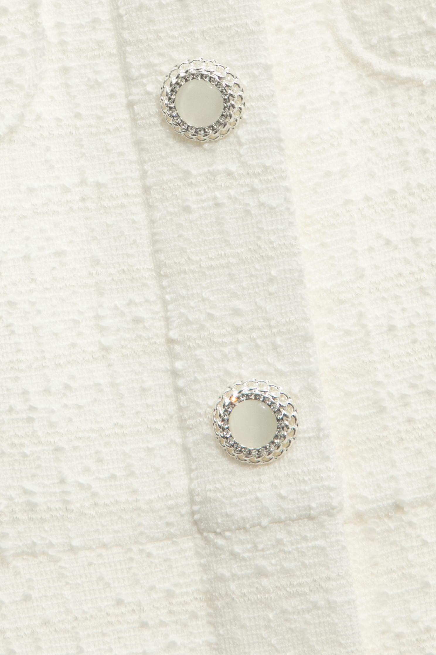 端莊優雅雪白長洋裝端莊優雅雪白長洋裝,V領洋裝,一般洋裝,人氣商品,洋裝特輯,無袖洋裝,短袖洋裝,秋冬穿搭,長洋裝