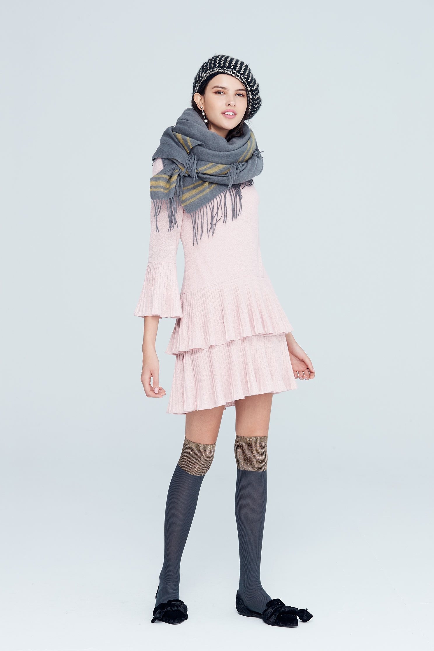 Dress with fleece at the neckline,cocktaildress,longsleevedress
