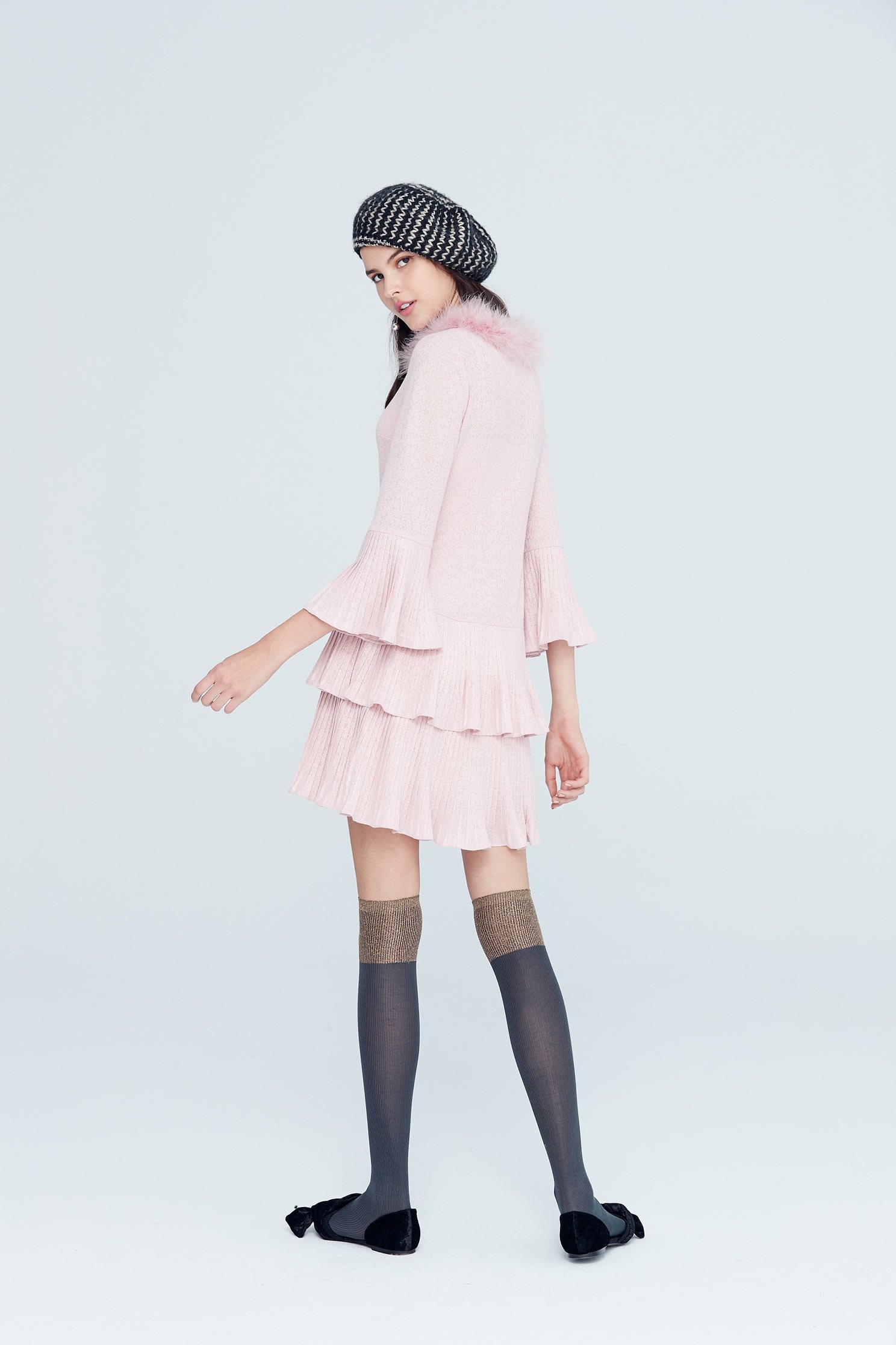 Dress with fleece at the neckline,cocktaildress,longsleevedress