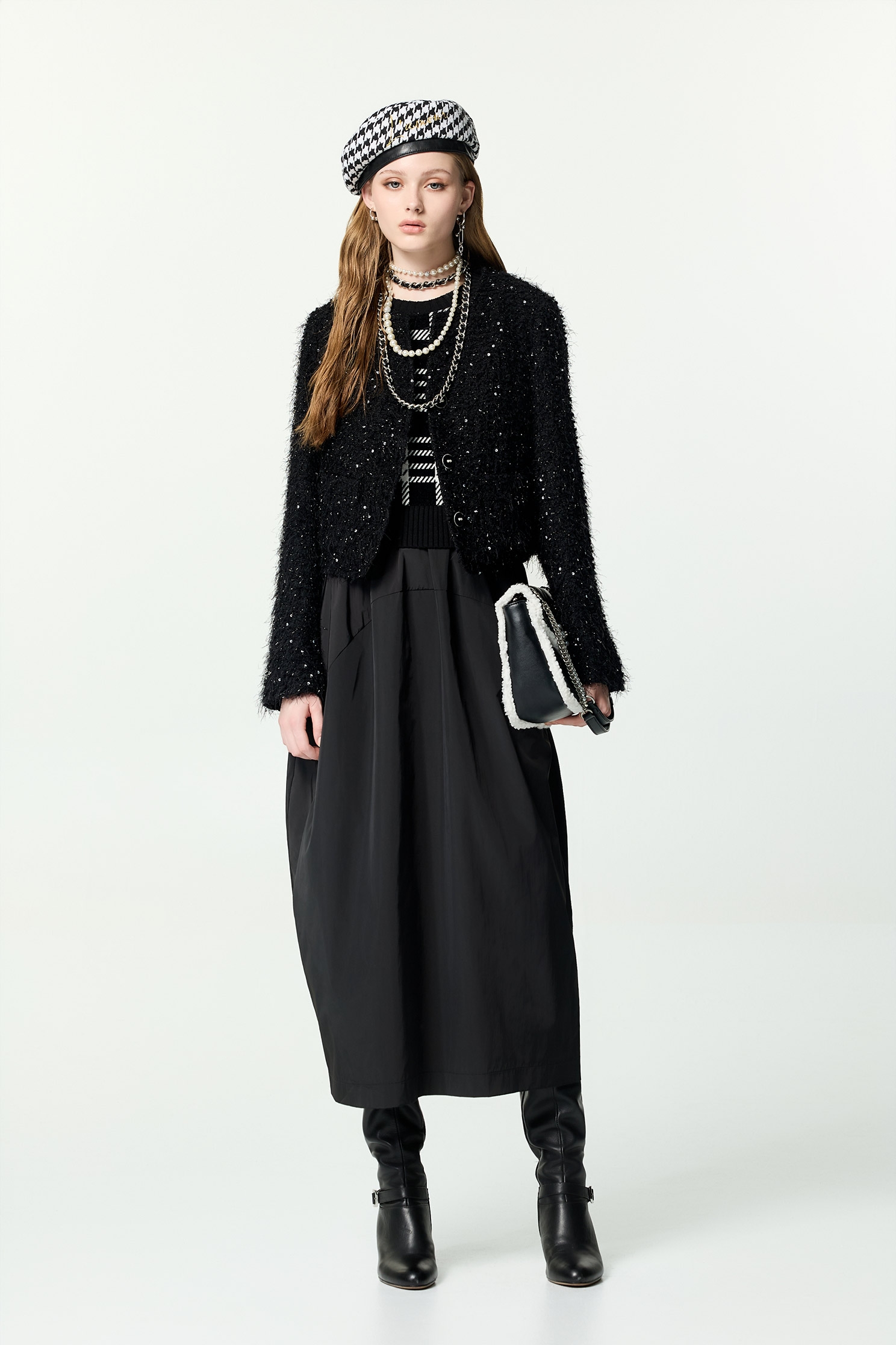 格紋針織拼接洋裝格紋針織拼接洋裝,一般洋裝,小禮服,格紋,洋裝特輯,無袖洋裝,短袖洋裝,秋冬穿搭,背心,針織,針織洋裝,針織背心,黑色洋裝