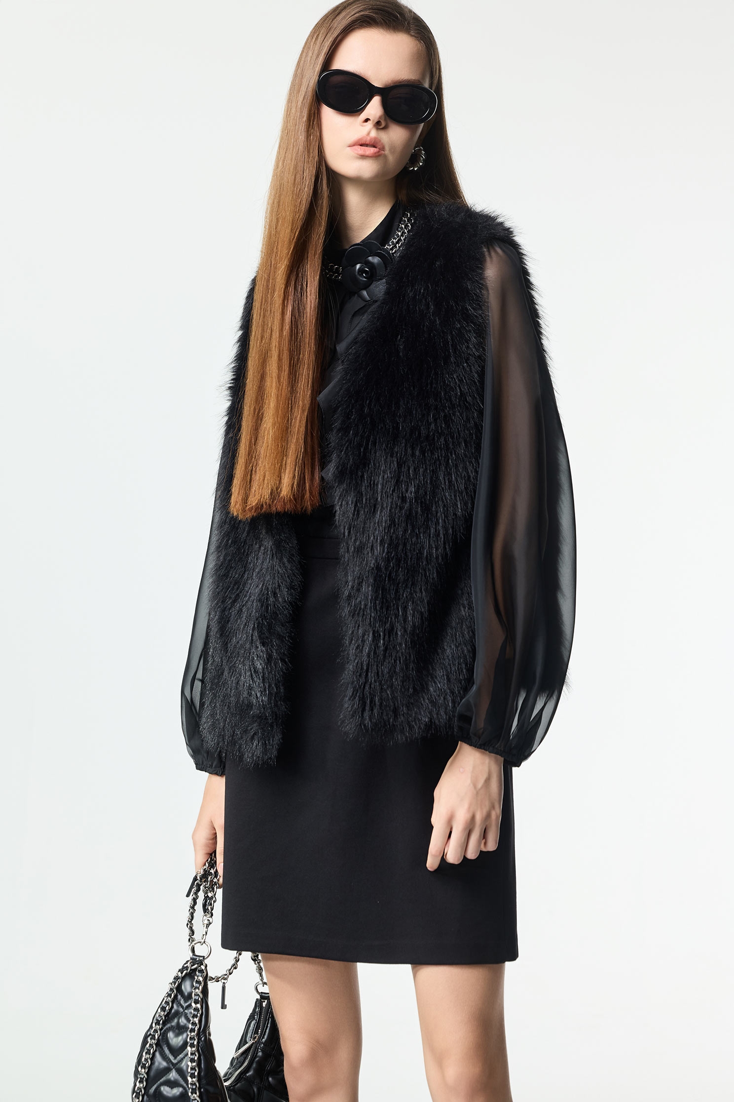 飄逸柔晴紗短洋裝飄逸柔晴紗短洋裝,一般洋裝,洋裝特輯,秋冬穿搭,黑色洋裝