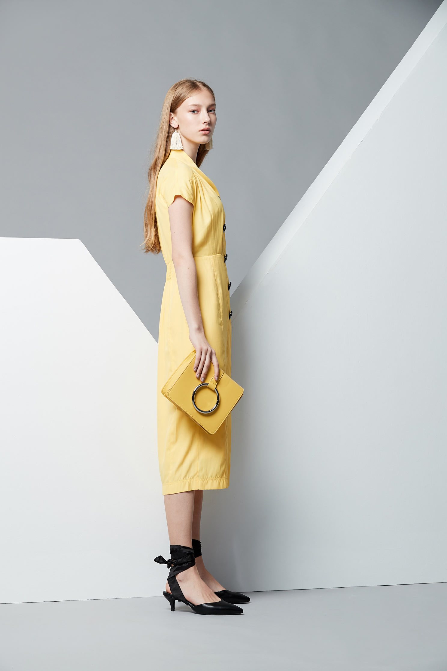 Elegant and stylish short-sleeved dress,v-neckdress,shortsleevedress