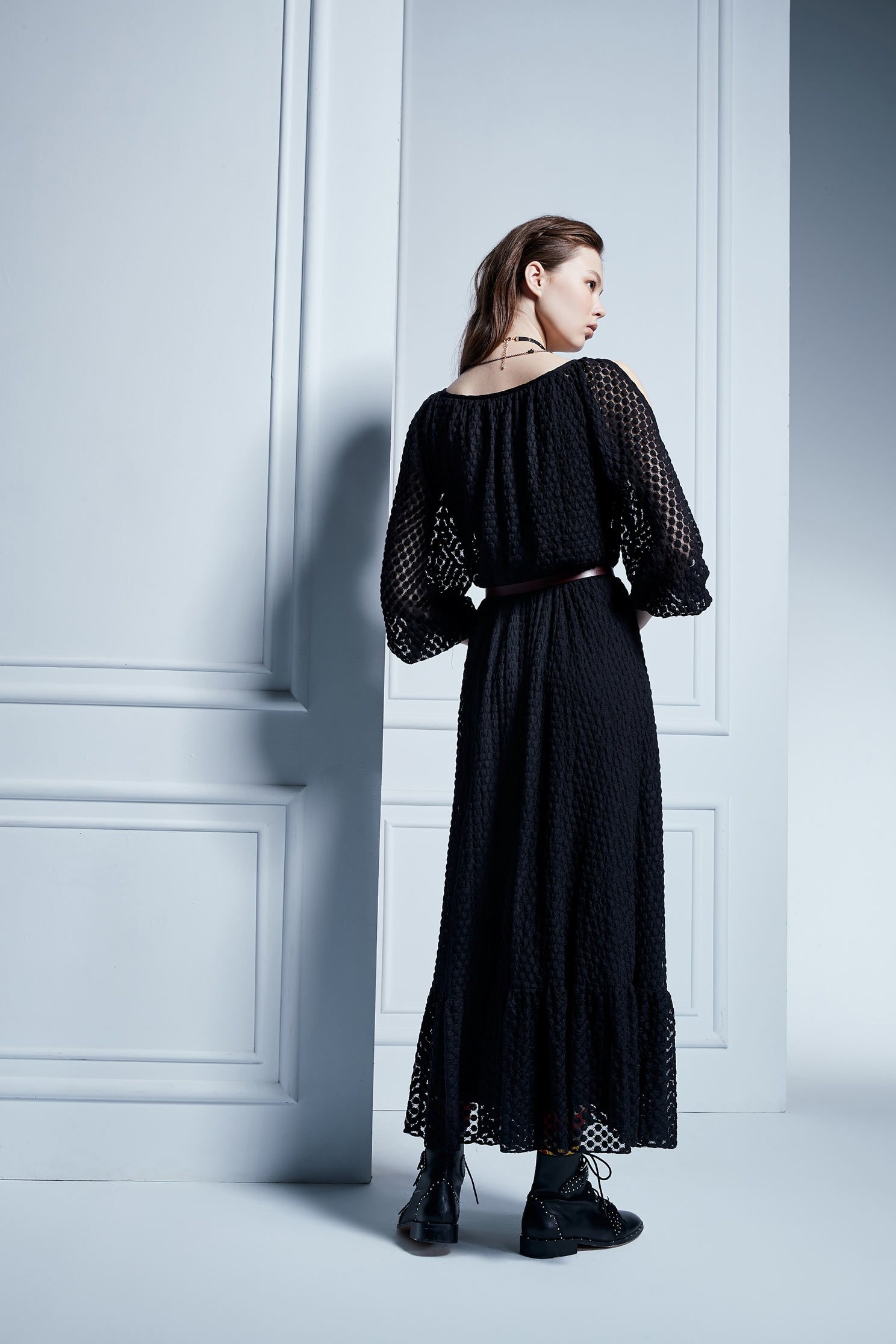 dot dress WITH CUT-OUT SHOULDERS,U-neck dress,Cocktail Dress,Lace,Lace Dress,透膚洋裝,長袖洋裝,Black dress