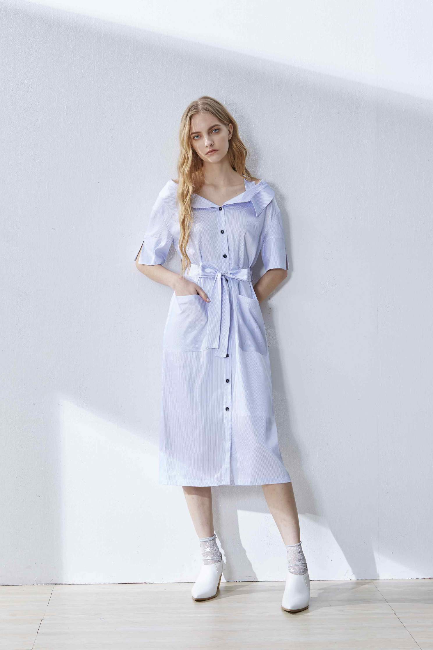Off-the-shoulder strap design dress,casualdress,blouse