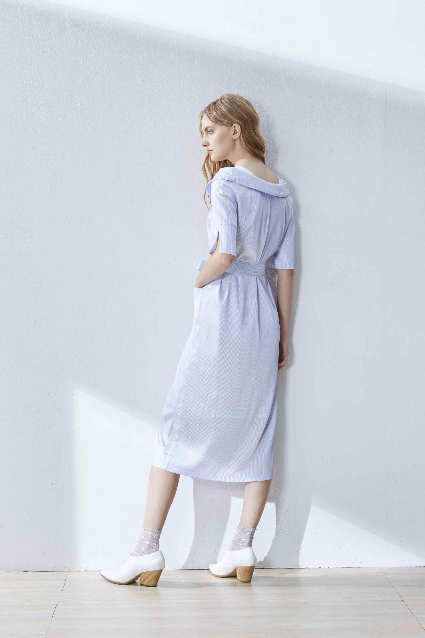Off-the-shoulder strap design dress,casualdress,blouse