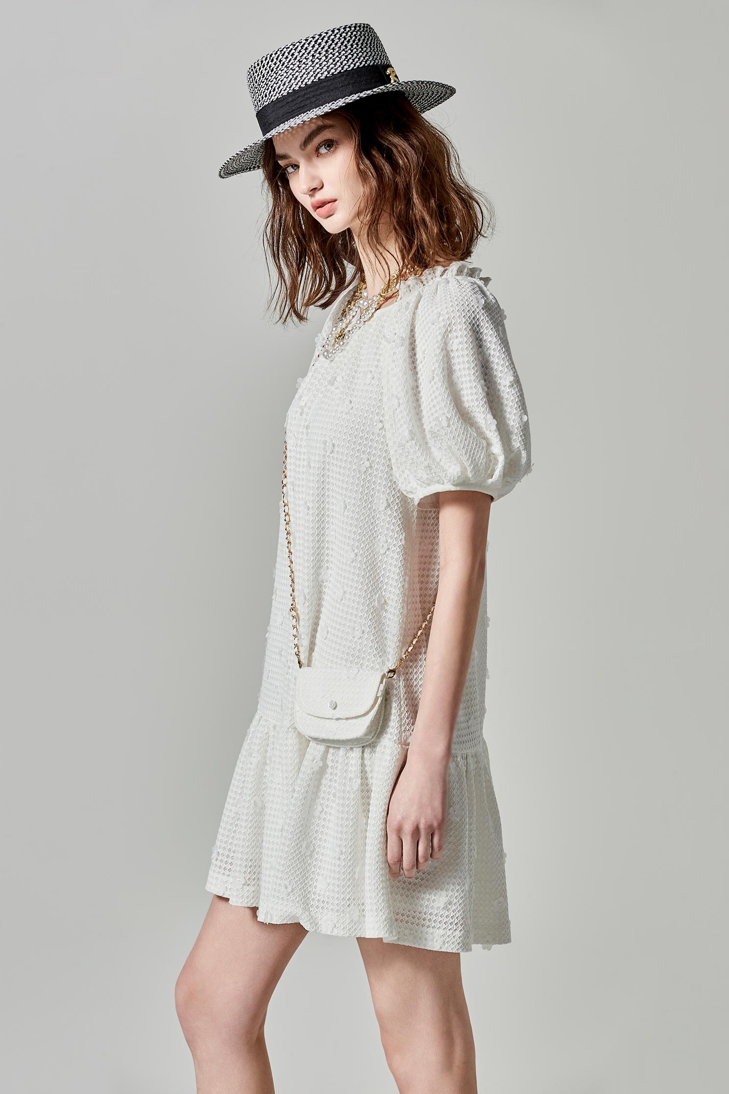 光學白渡假小洋裝光學白渡假小洋裝,一般洋裝,春夏穿搭,格紋,洋裝特輯,短袖洋裝