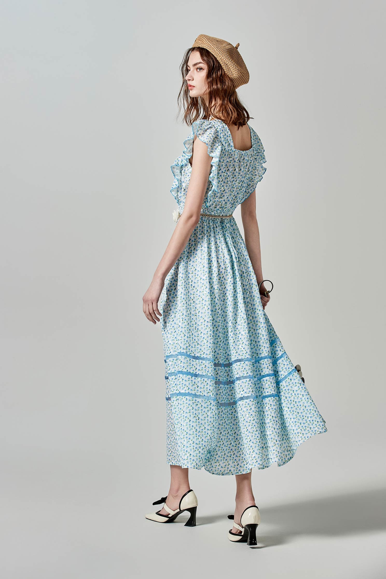 波西米亞渡假風洋裝波西米亞渡假風洋裝,一般洋裝,人氣商品,刺繡,印花洋裝,春夏穿搭,洋裝特輯,約會特輯