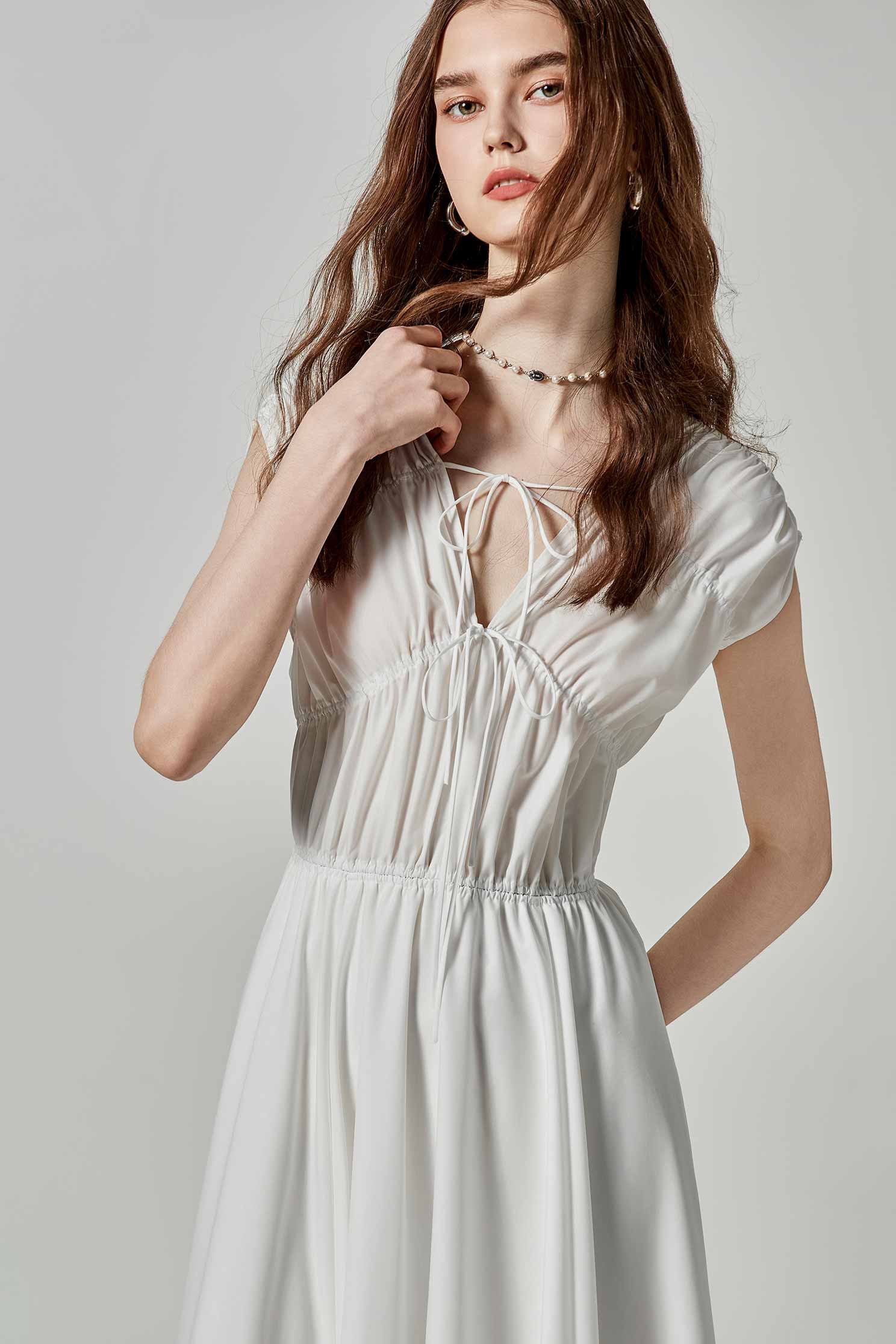 希臘女神風範洋裝希臘女神風範洋裝,一般洋裝,人氣商品,春夏穿搭,洋裝特輯,白色洋裝,約會特輯