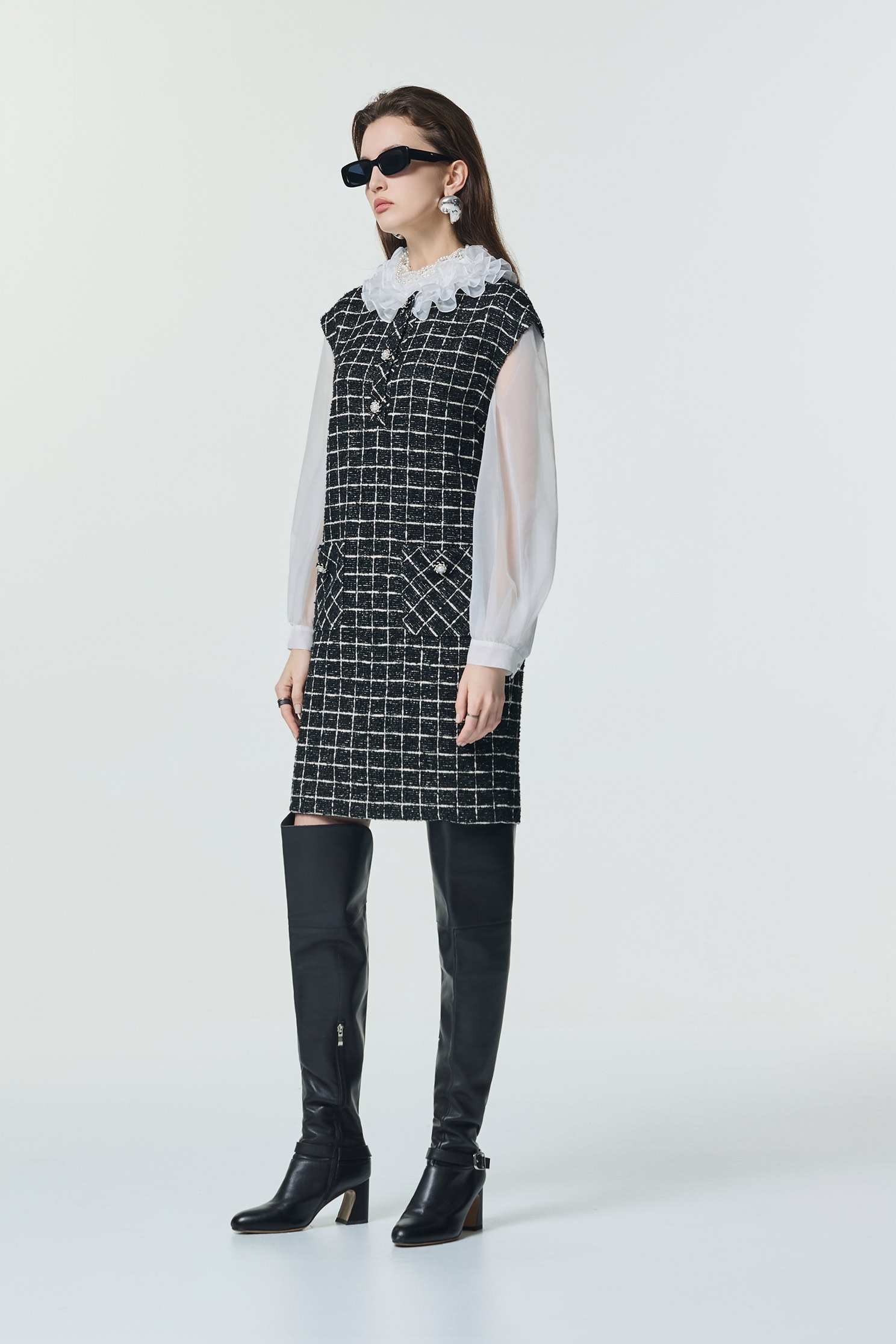 經典黑白格偽兩件式洋裝經典黑白格偽兩件式洋裝,一般洋裝,上班OL穿搭,春夏穿搭,格紋,洋裝特輯,珍珠,約會特輯,荷葉,針織