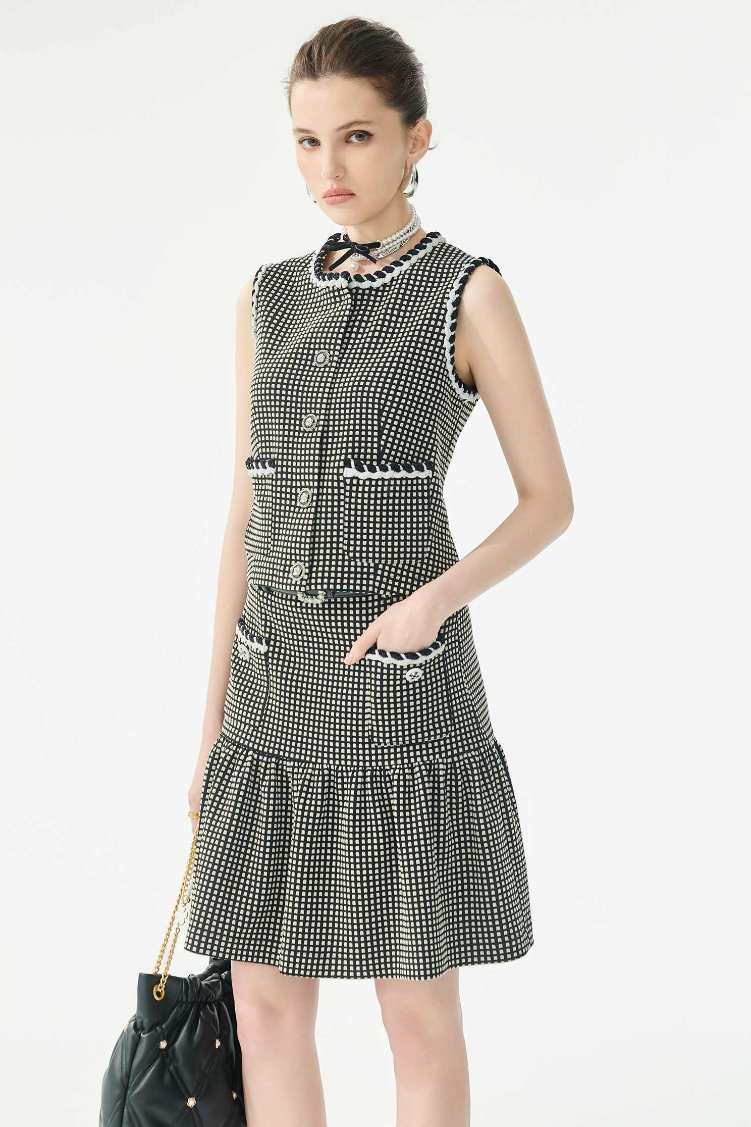 黑白格開襟背心式外套黑白格開襟背心式外套,一般外套,一般背心,一般背心馬甲,外套,春夏穿搭,背心