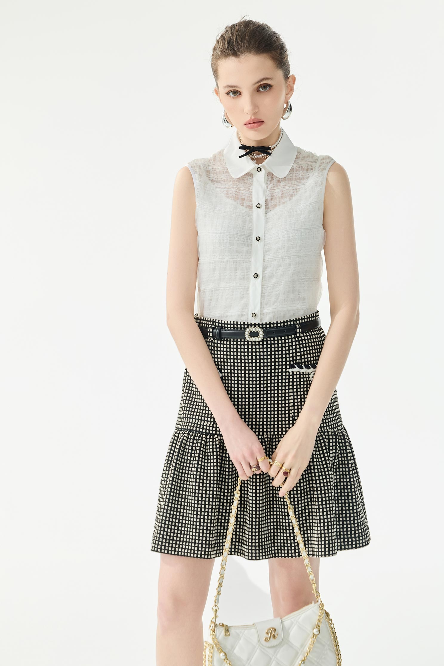 立體透視彈性襯衫背心立體透視彈性襯衫背心,一般背心,一般背心馬甲,春夏穿搭,白色背心,背心