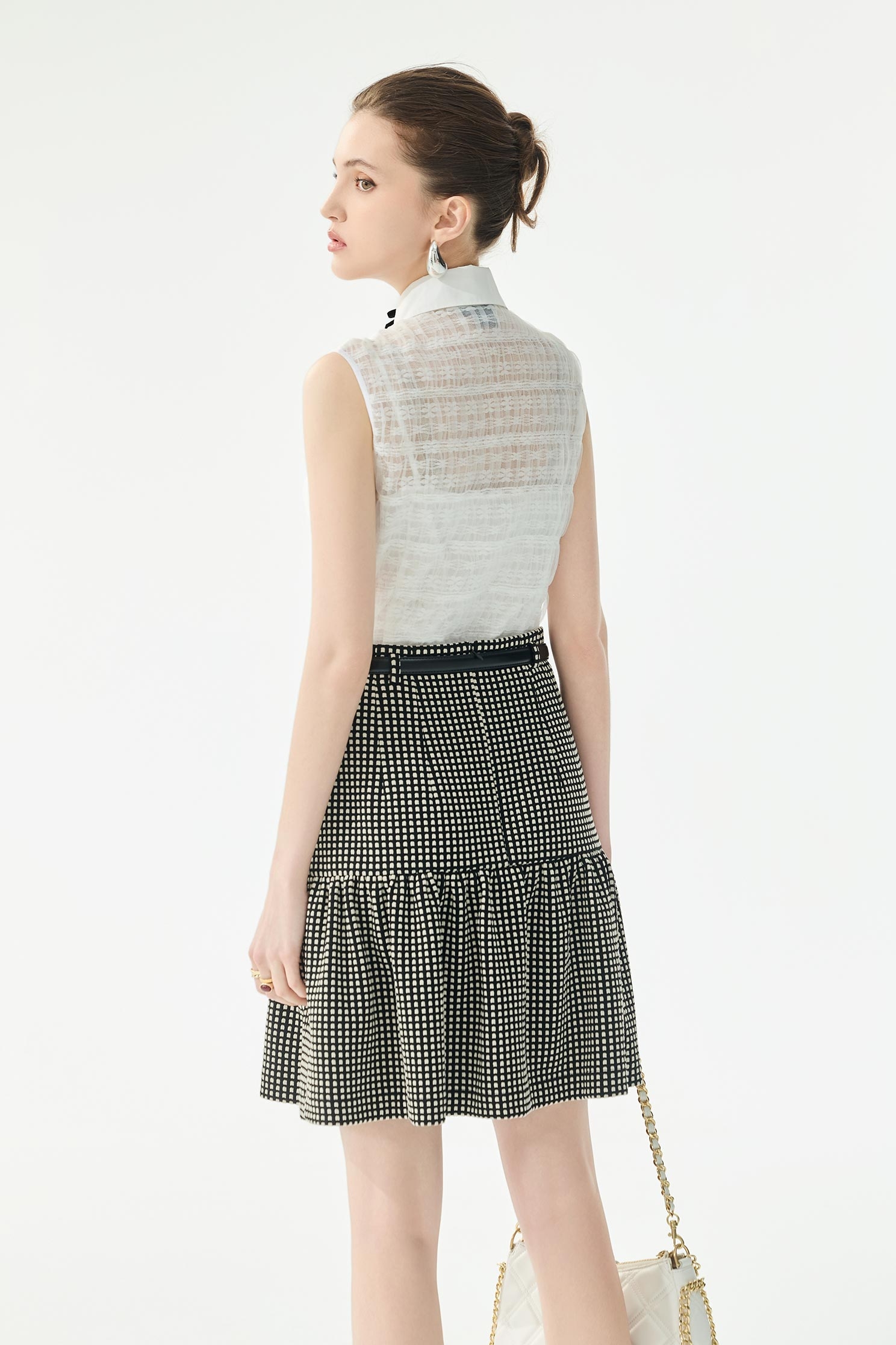 立體透視彈性襯衫背心立體透視彈性襯衫背心,一般背心,一般背心馬甲,春夏穿搭,白色背心,背心