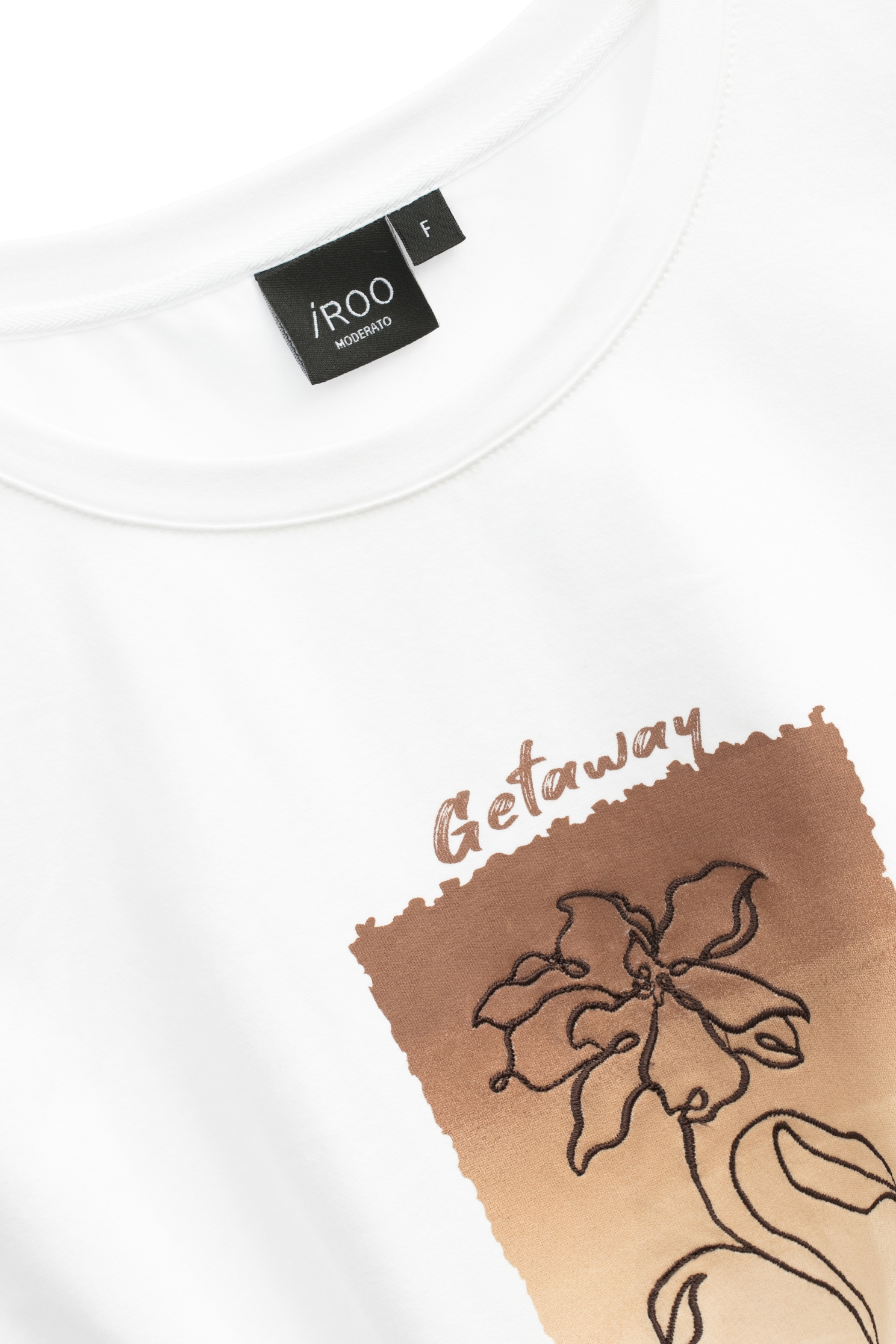 不對稱抓皺印繡花背心不對稱抓皺印繡花背心,一般背心,一般背心馬甲,春夏穿搭,白色背心,繡花,背心