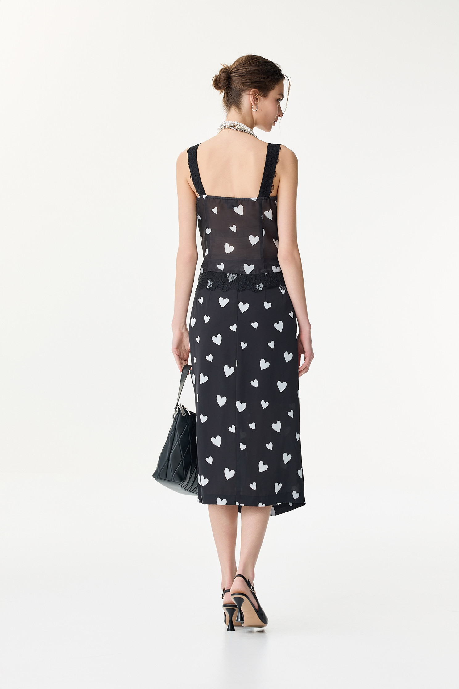 滿天心蕾絲小背心滿天心蕾絲小背心,一般背心,一般背心馬甲,春夏穿搭,時髦成套搭配,背心,蕾絲,蕾絲背心