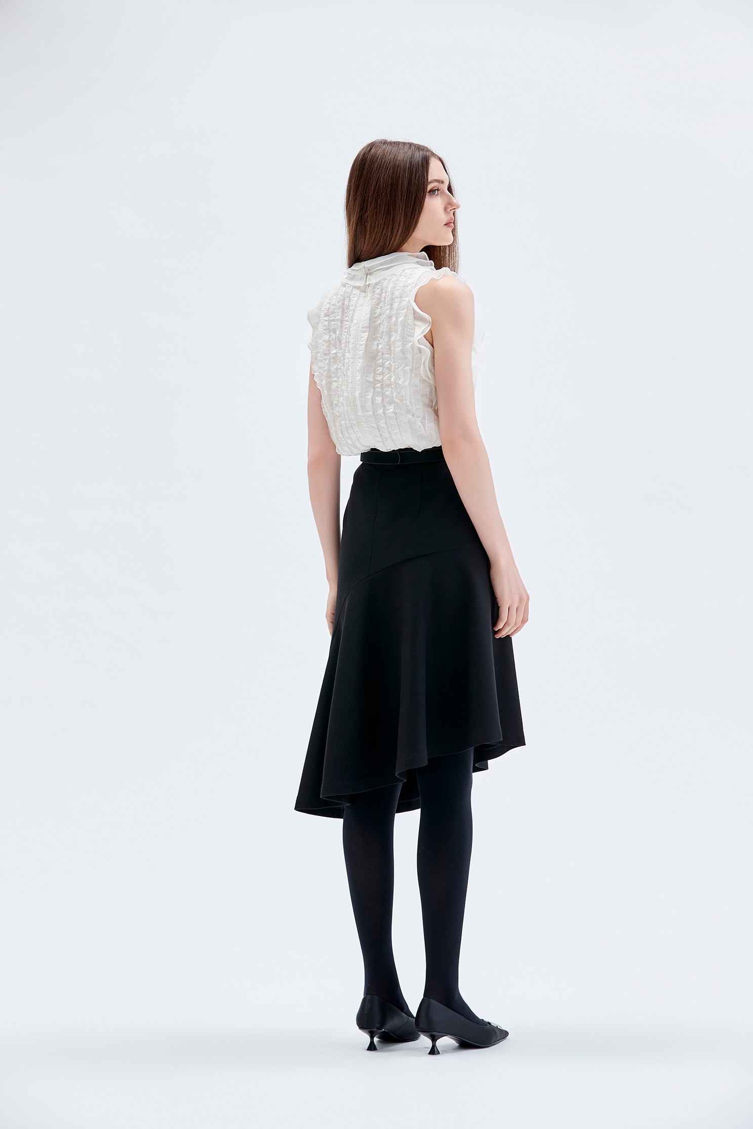 奶油千層烏干荷葉背心奶油千層烏干荷葉背心,一般背心,一般背心馬甲,人氣商品,珍珠,秋冬穿搭,背心,荷葉