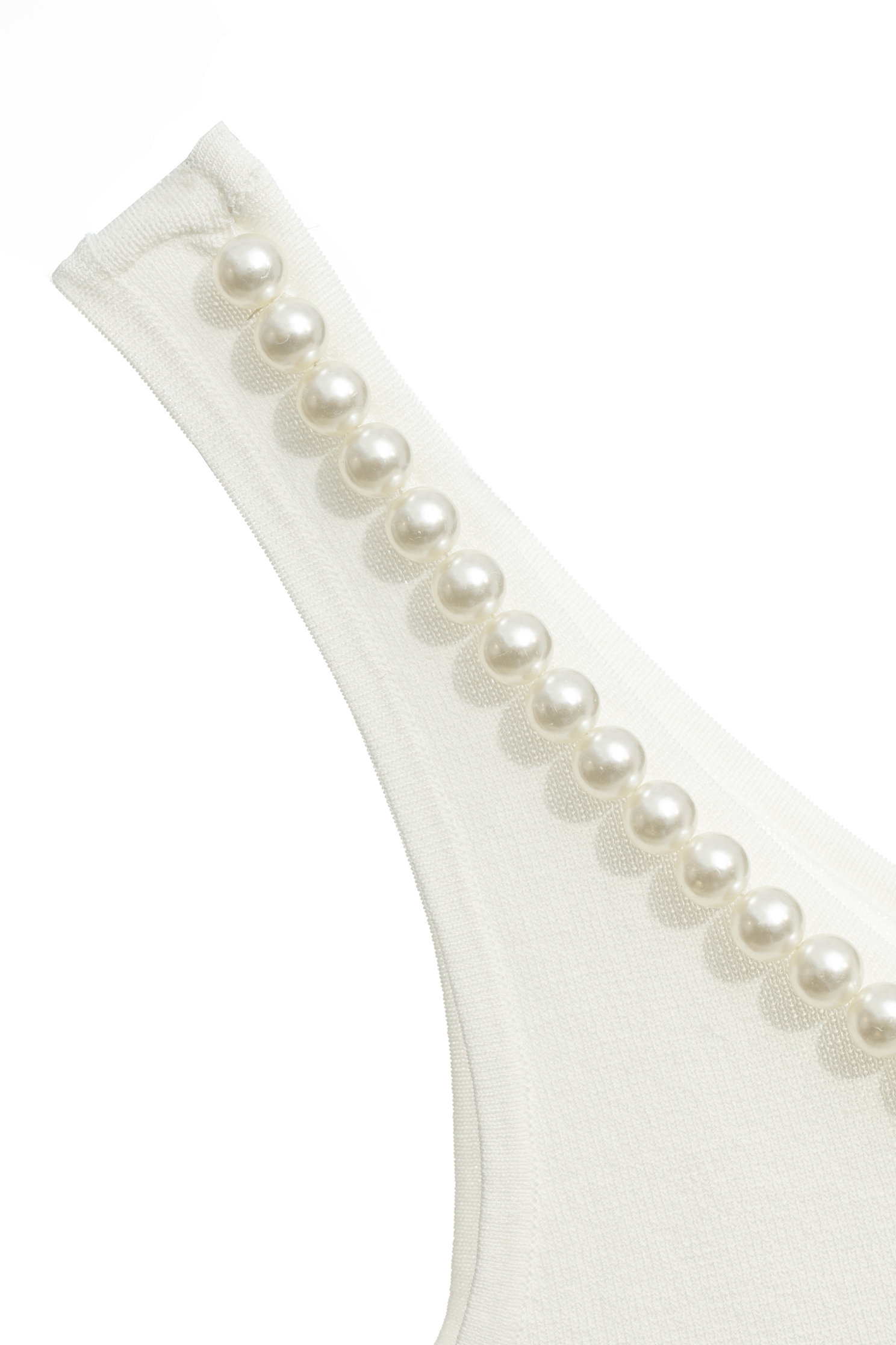 奶白珍珠U領針織背心奶白珍珠U領針織背心,一般背心,一般背心馬甲,人氣商品,無袖背心,珍珠,白色背心,秋冬穿搭,背心,針織,針織背心