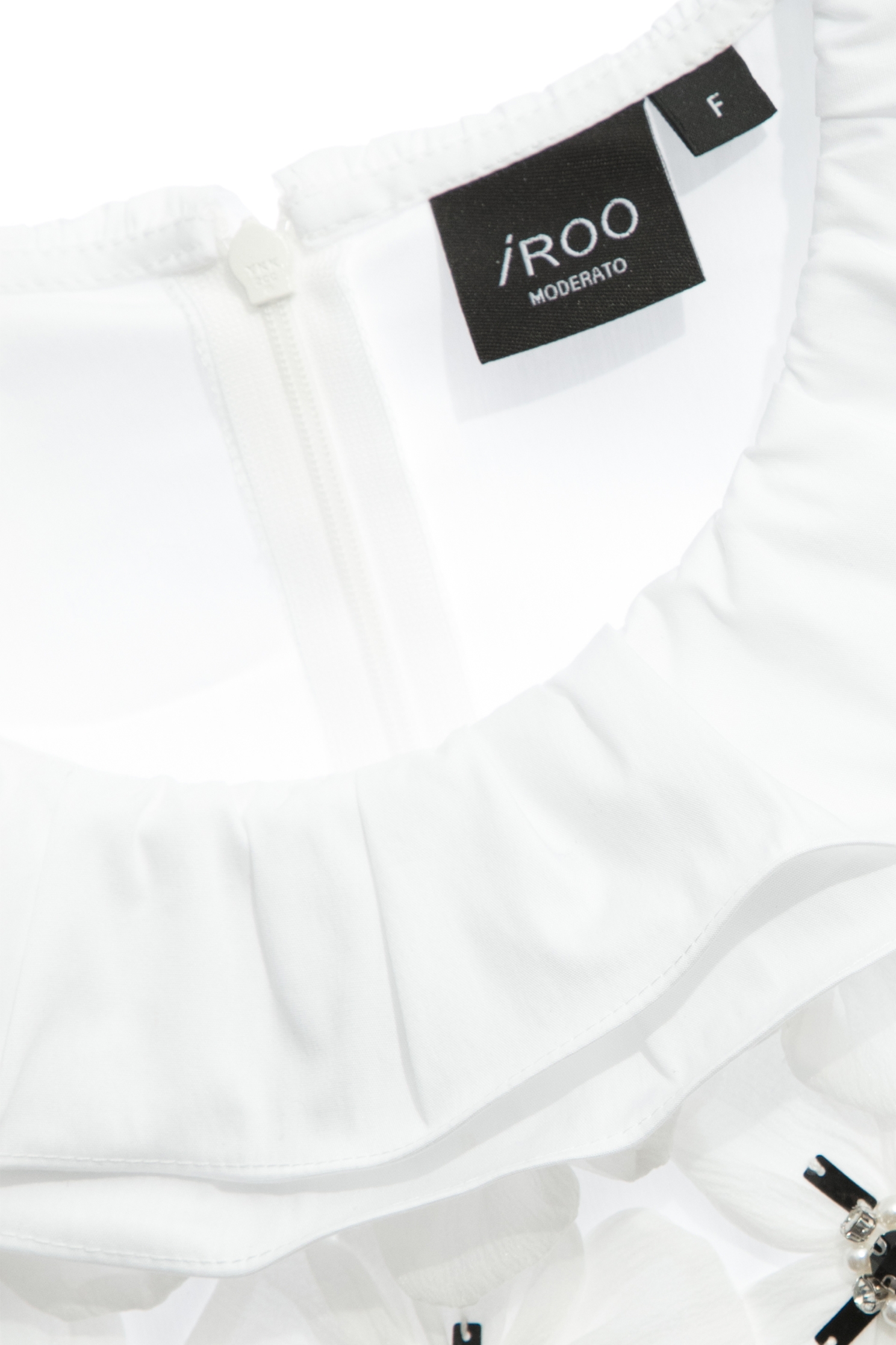 手工立體花卉背心手工立體花卉背心,一般背心,一般背心馬甲,上衣,人氣商品,無袖背心,白色背心,秋冬穿搭,背心,花花世界,荷葉