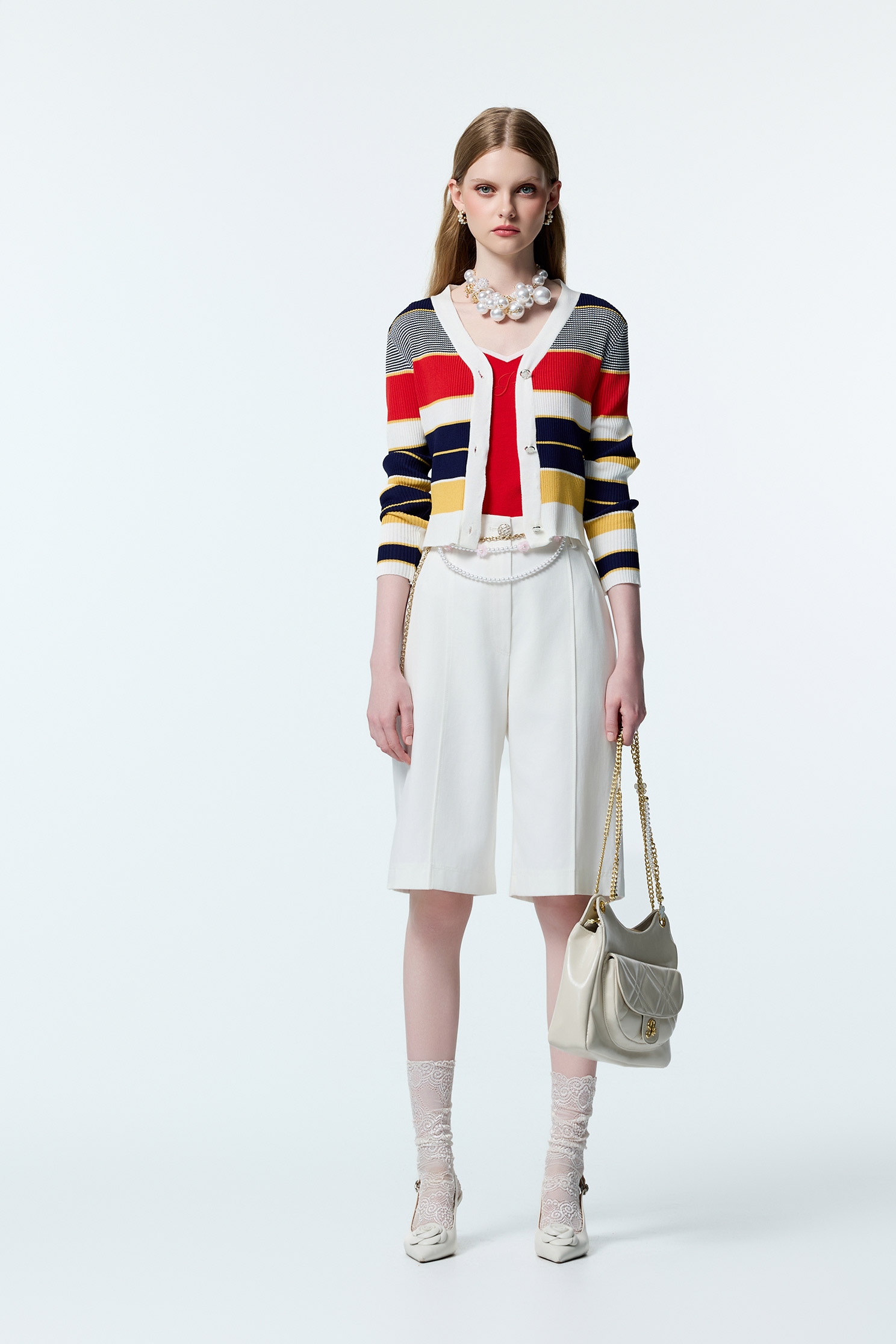 火焰紅鑲邊針織背心火焰紅鑲邊針織背心,一般背心,一般背心馬甲,小香風,秋冬穿搭,背心,針織,針織背心