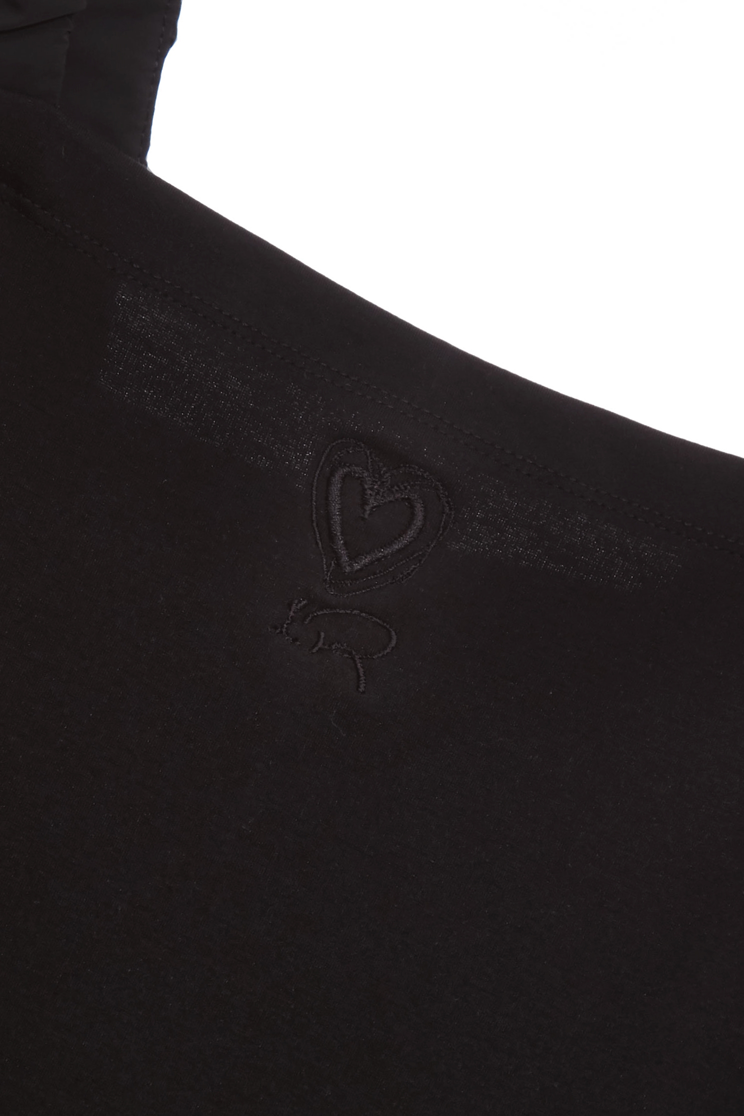 異材拼接愛心繡花背心T異材拼接愛心繡花背心T,一般背心,一般背心馬甲,秋冬穿搭,約會特輯,繡花,背心,輕奢度假,輕奢渡假