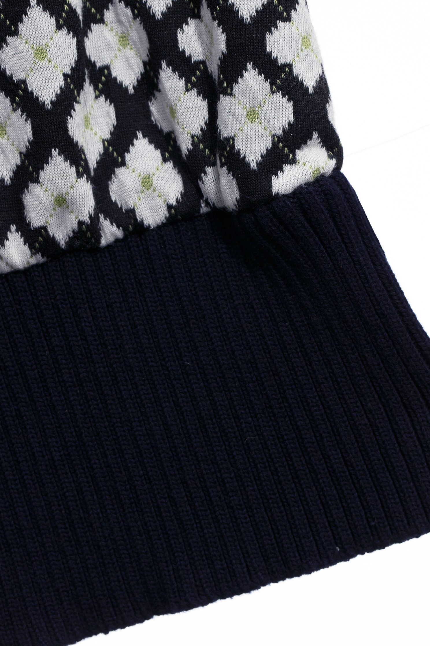 考究新復古褆花上衣考究新復古褆花上衣,一般背心,一般背心馬甲,上衣,人氣商品,小香風,格紋,秋冬穿搭,背心,花花世界