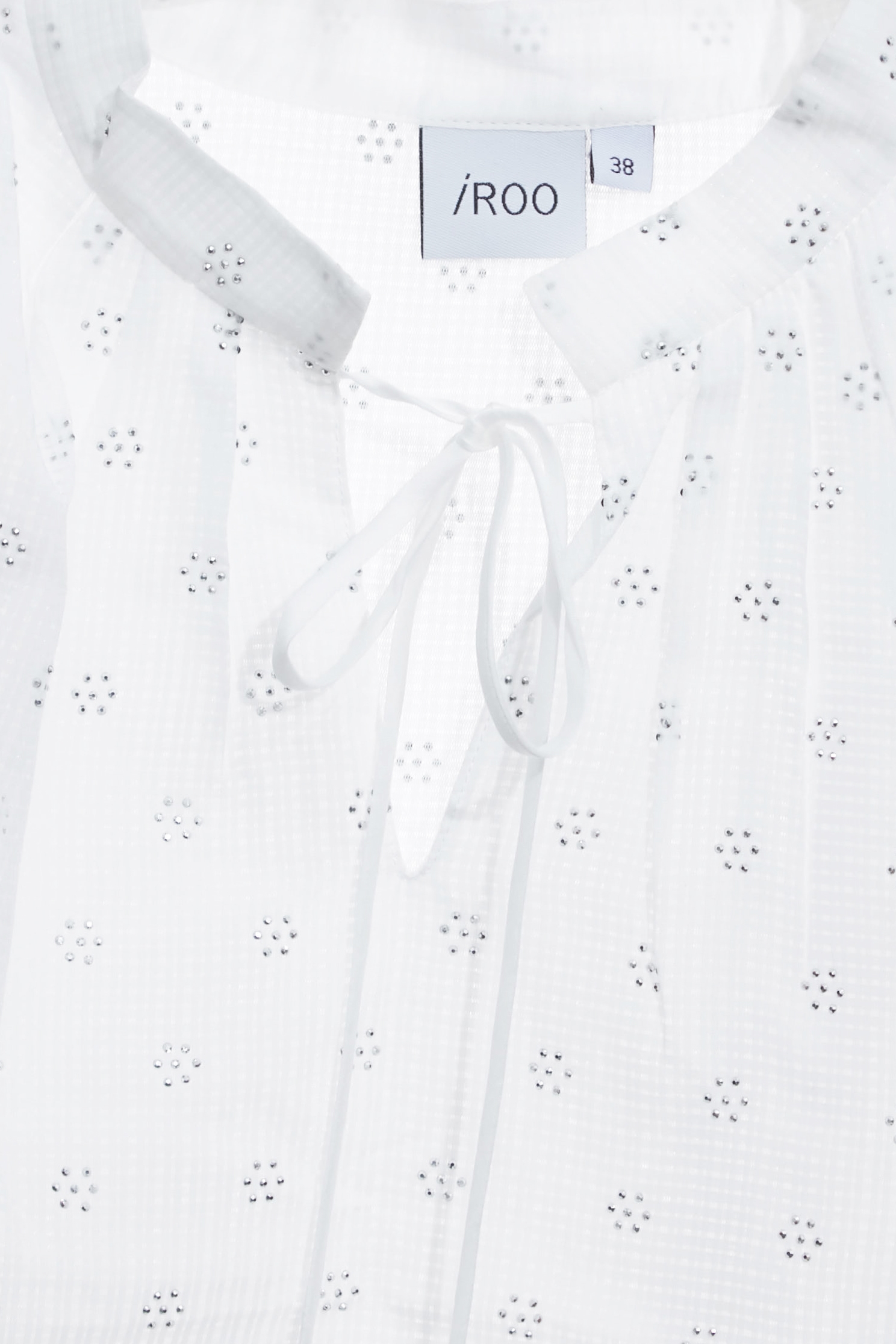 白奎色閃亮光澤上衣白奎色閃亮光澤上衣,上班OL穿搭,上衣,人氣商品,秋冬穿搭,約會特輯,花花世界,輕奢度假,輕奢渡假