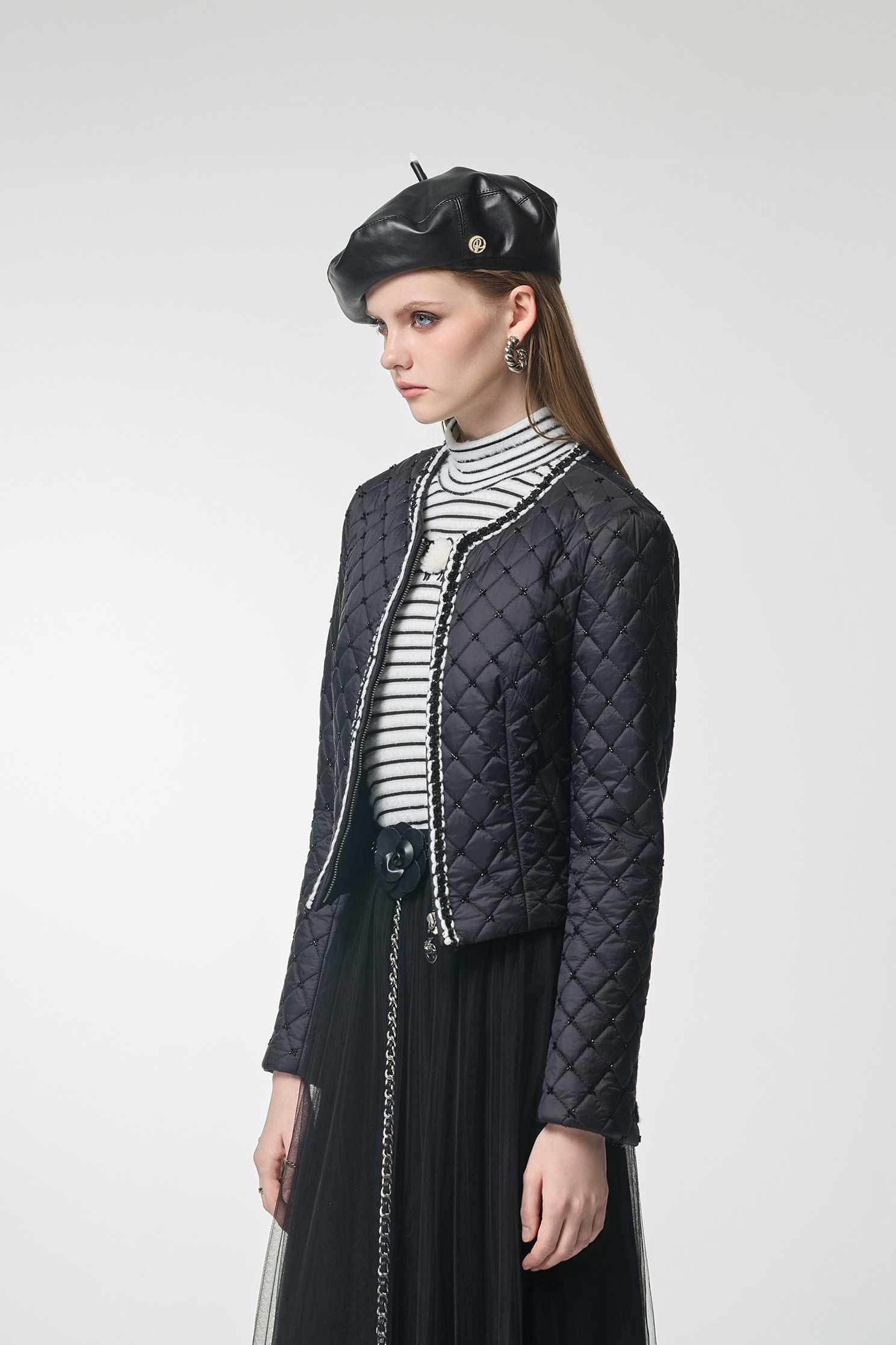 小綿羊刺繡針織上衣小綿羊刺繡針織上衣,一般背心,一般背心馬甲,上衣,刺繡,秋冬穿搭,背心,針織,針織背心