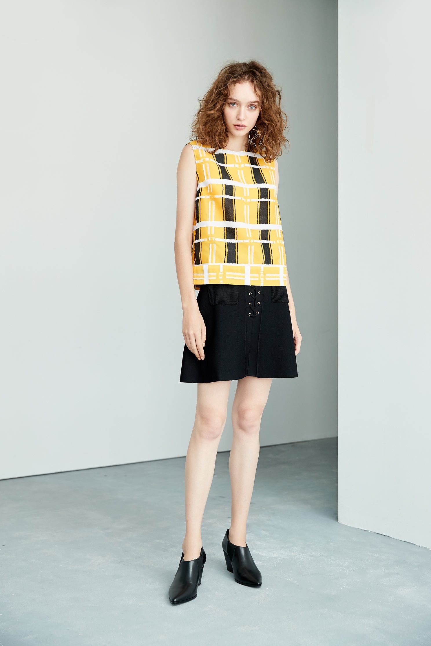 Eye-catching fashion vest,vest