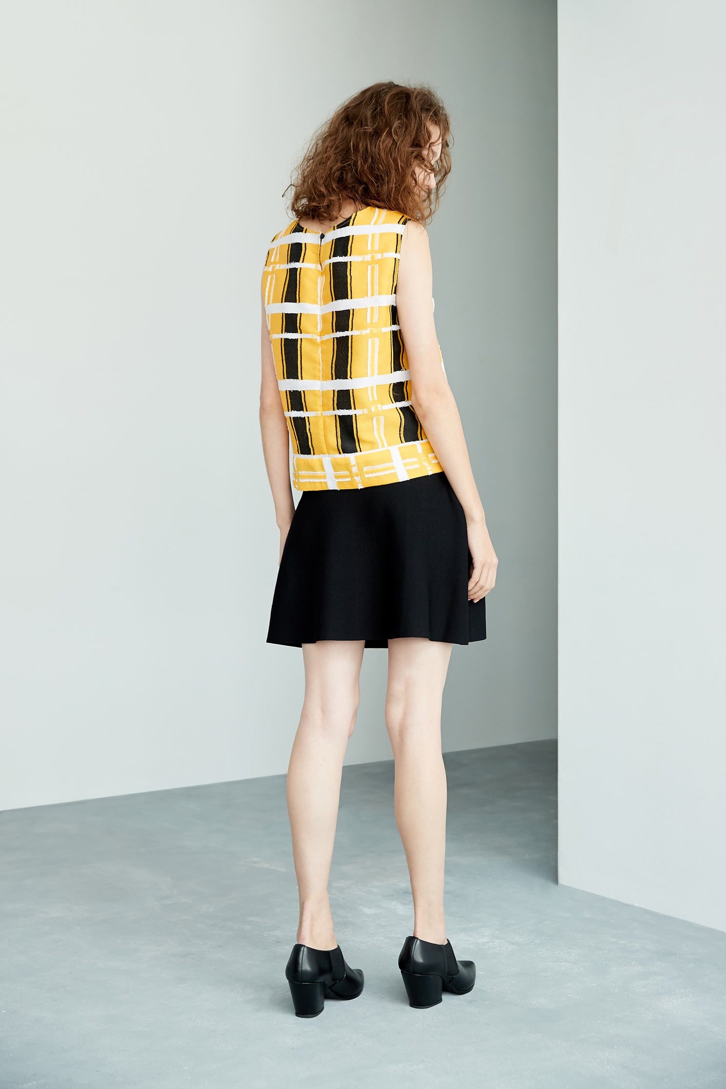 Eye-catching fashion vest,vest