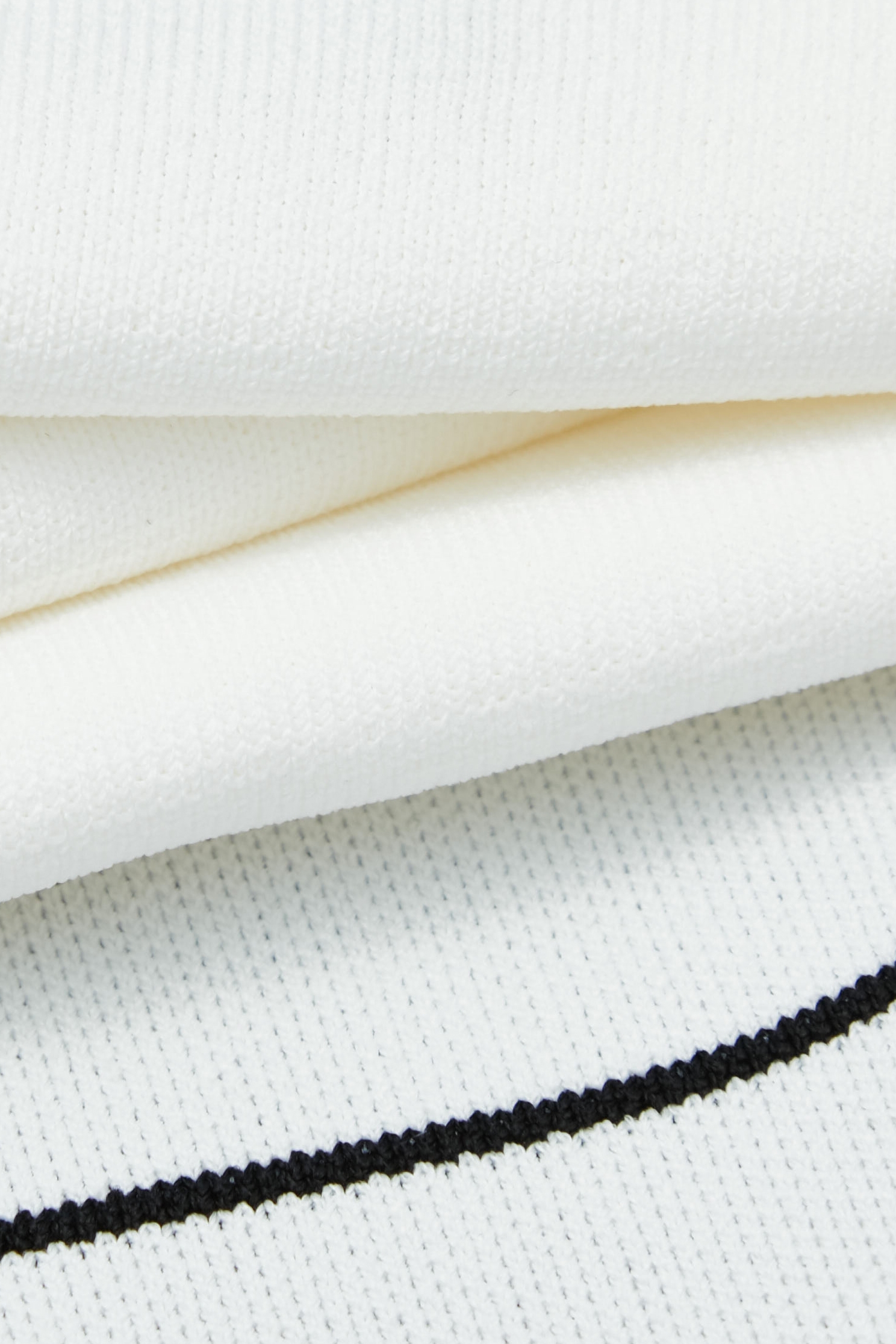 復古極簡針織背心復古極簡針織背心,V領背心,春夏穿搭,白色背心,背心,針織,針織背心