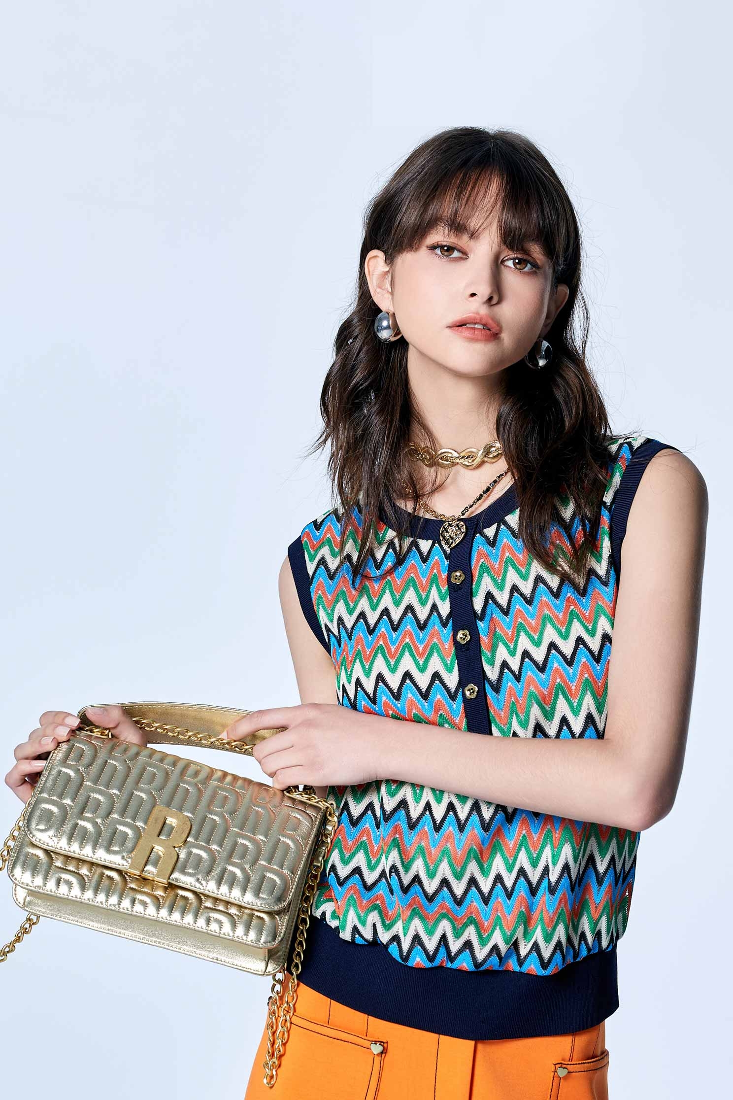 五彩山形紋上衣五彩山形紋上衣,一般背心,一般背心馬甲,上衣,人氣商品,春夏穿搭,時髦成套搭配,背心,蕾絲