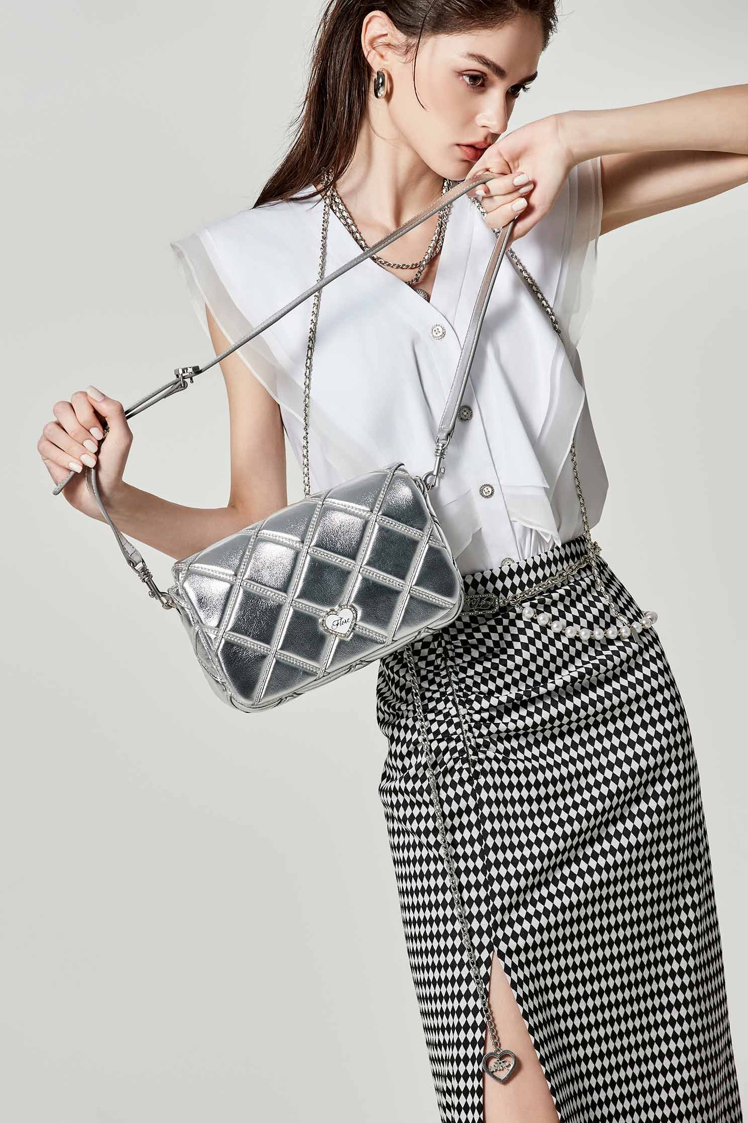 波浪水手領單品上衣波浪水手領單品上衣,一般背心,一般背心馬甲,上衣,春夏穿搭,白色背心,約會特輯,背心,荷葉