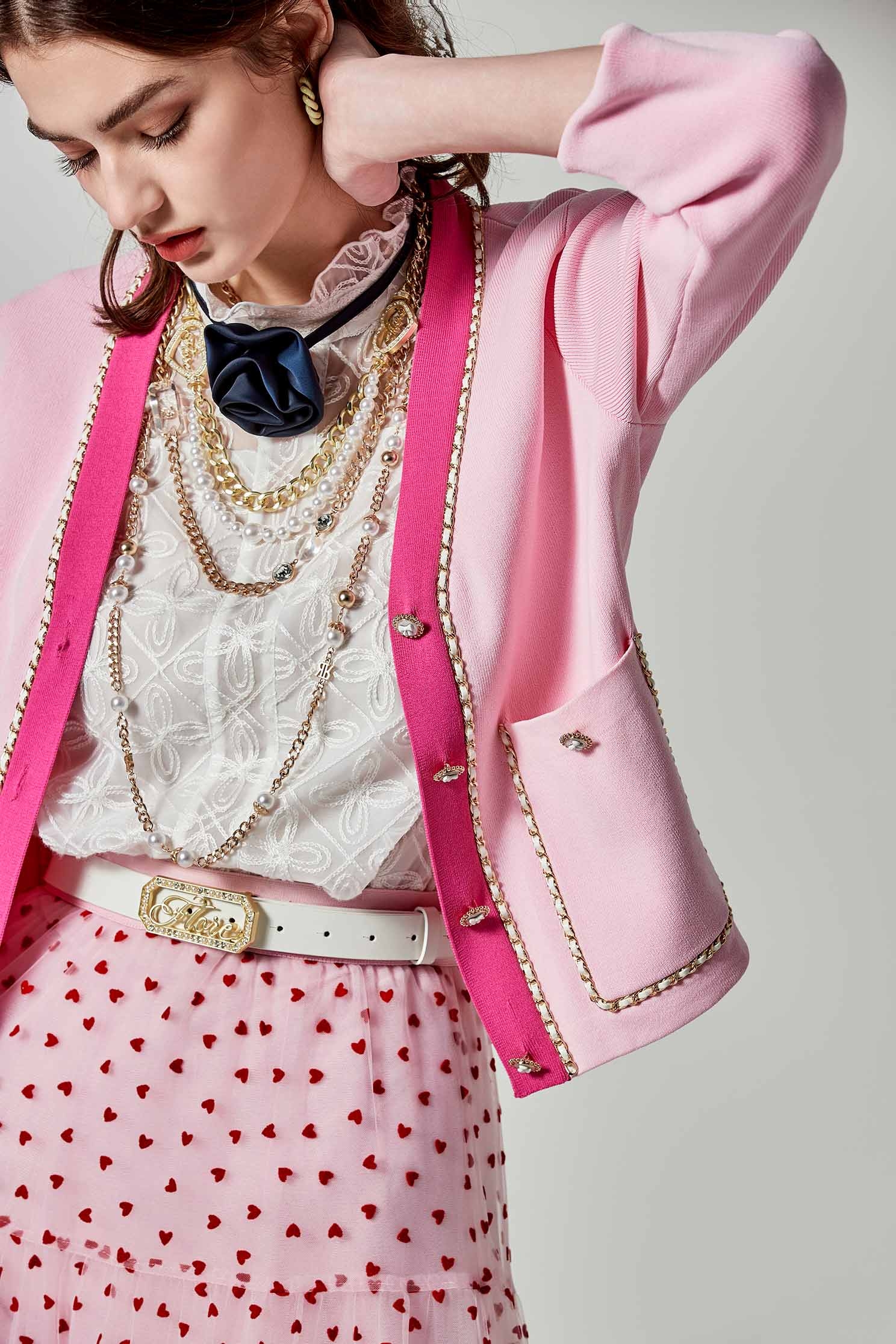 窗花圖紋刺繡單品上衣窗花圖紋刺繡單品上衣,一般背心,一般背心馬甲,上衣,刺繡,春夏穿搭,白色背心,約會特輯,背心,荷葉