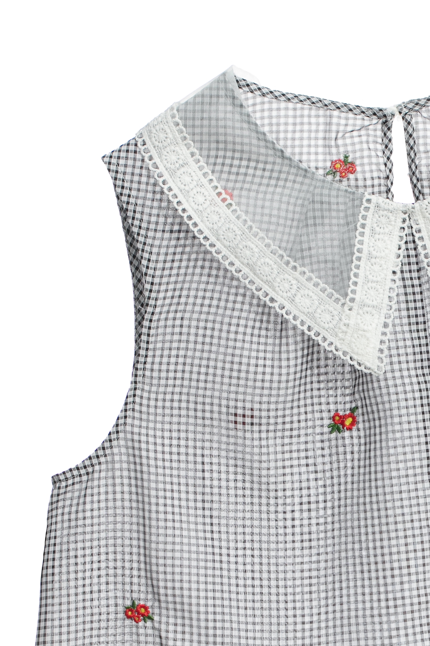 綴馬纓丹刺繡背心綴馬纓丹刺繡背心,一般背心,一般背心馬甲,上衣,刺繡,春夏穿搭,格紋,背心,蕾絲