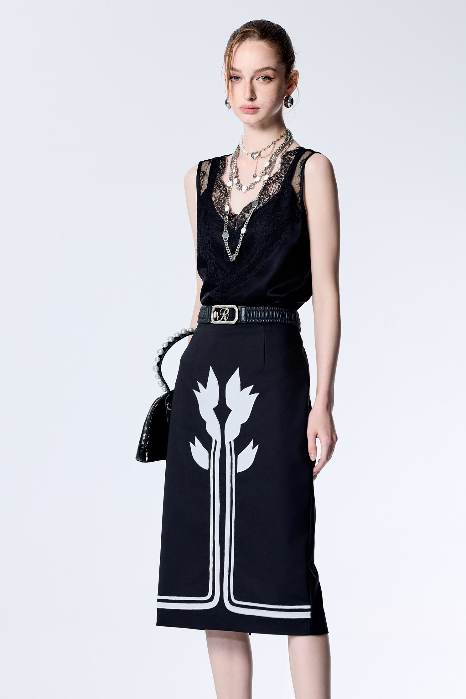 睫毛蕾絲紗典無袖背心睫毛蕾絲紗典無袖背心,一般背心,一般背心馬甲,人氣商品,春夏穿搭,無袖背心,背心,蕾絲,蕾絲上衣,蕾絲背心