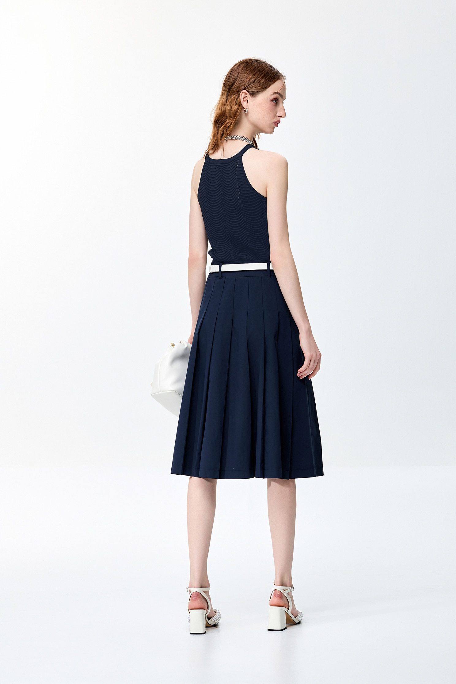 立體波紋針織背心立體波紋針織背心,一般背心,一般背心馬甲,春夏穿搭,約會特輯,背心,輕奢度假,輕奢渡假,針織,針織背心