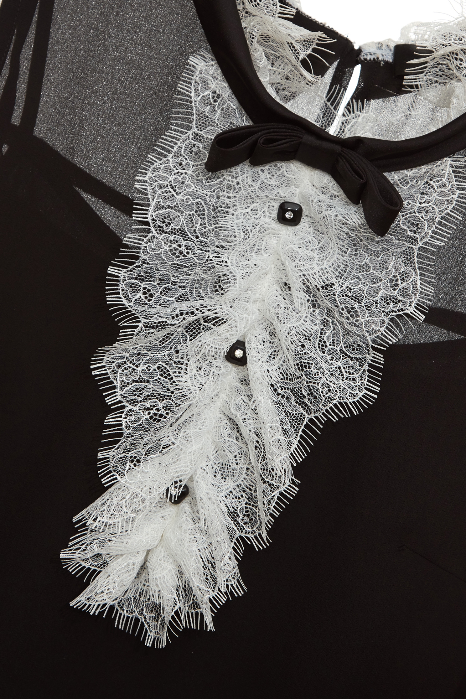 黑白拼接睫毛蕾絲雪紡背心黑白拼接睫毛蕾絲雪紡背心,一般背心,一般背心馬甲,人氣商品,春夏穿搭,白色背心,背心,蕾絲,蕾絲上衣,蕾絲背心,蝴蝶結,雪紡