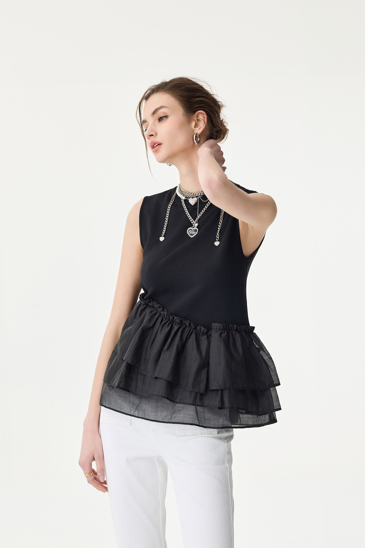 蛋糕荷葉異材拼接針織背心蛋糕荷葉異材拼接針織背心,一般背心,一般背心馬甲,人氣商品,春夏穿搭,約會特輯,背心,荷葉,針織,針織背心