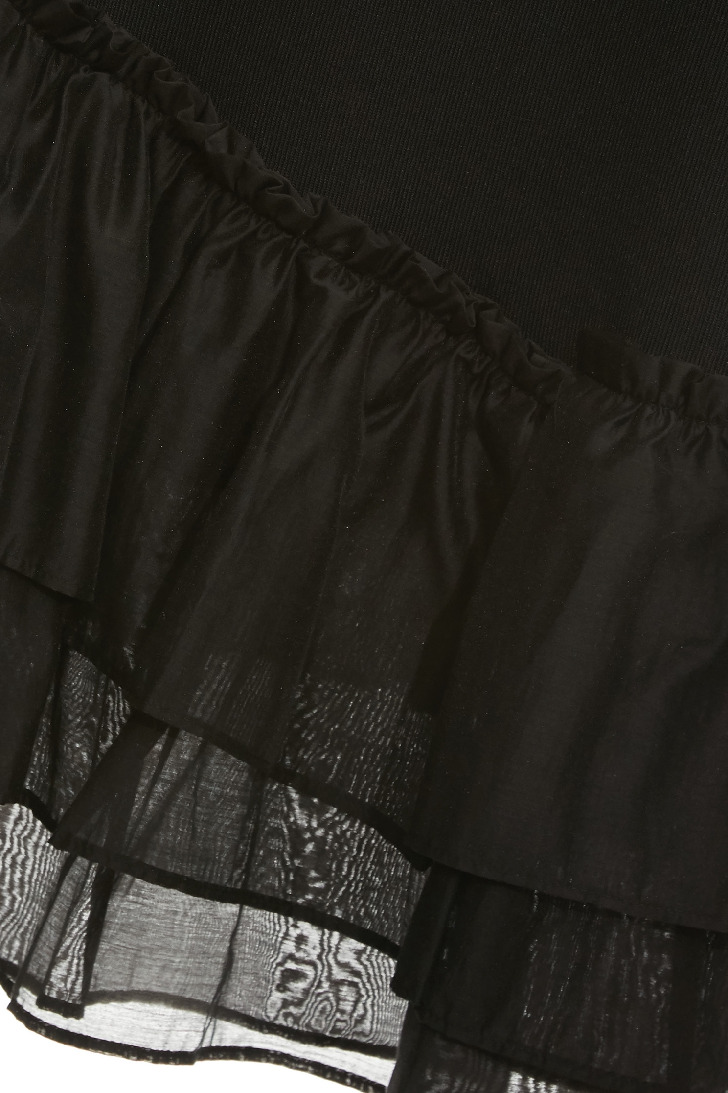 蛋糕荷葉異材拼接針織背心蛋糕荷葉異材拼接針織背心,一般背心,一般背心馬甲,人氣商品,春夏穿搭,約會特輯,背心,荷葉,針織,針織背心