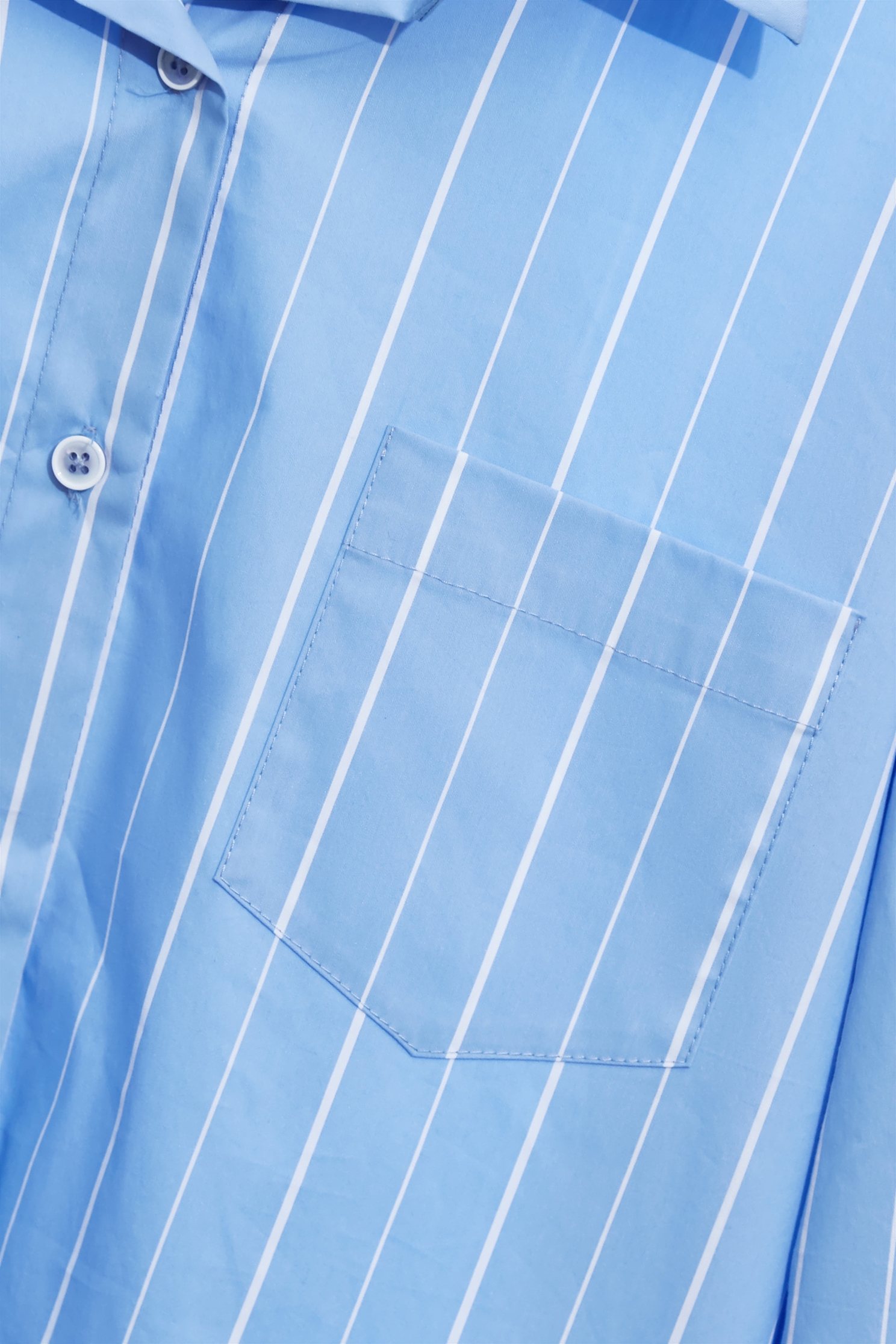 溫室花卉貼布刺繡上衣溫室花卉貼布刺繡上衣,上衣,人氣商品,刺繡,春夏穿搭,條紋,襯衫