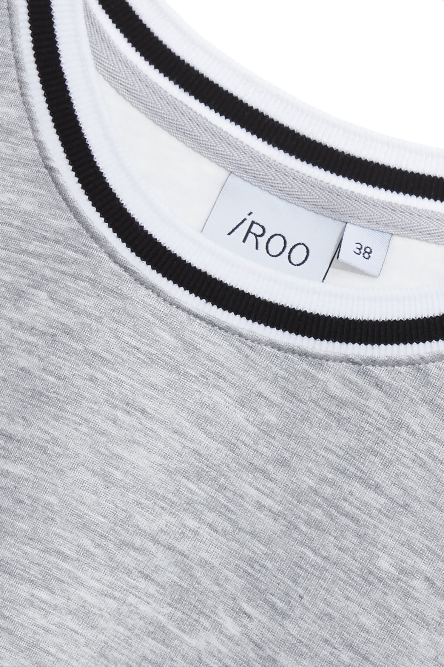 藝術口袋繡花Ｔ恤上衣藝術口袋繡花Ｔ恤上衣,上衣,春夏穿搭,繡花