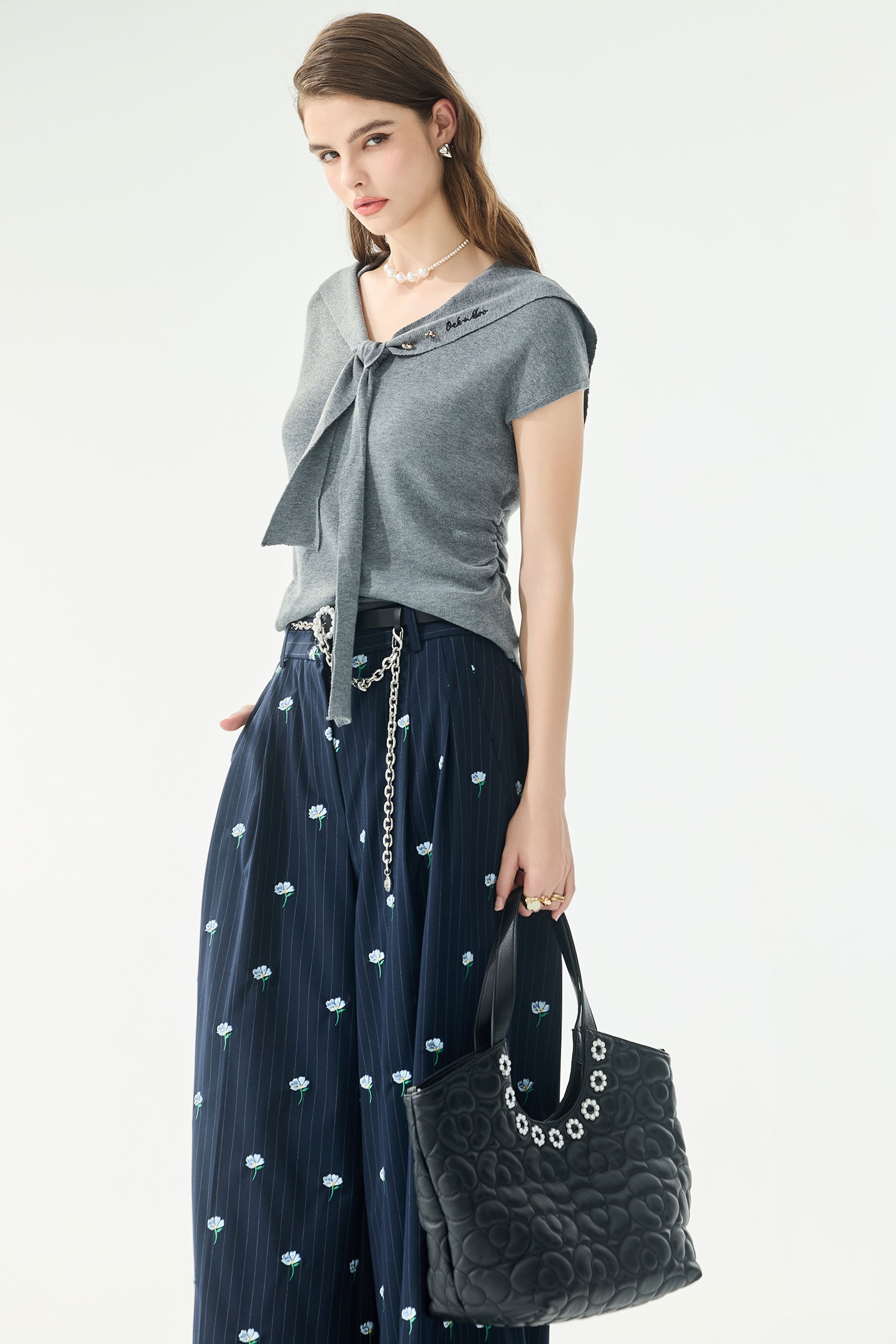 終極灰海軍領針織上衣終極灰海軍領針織上衣,上衣,人氣商品,春夏穿搭,針織,針織衫